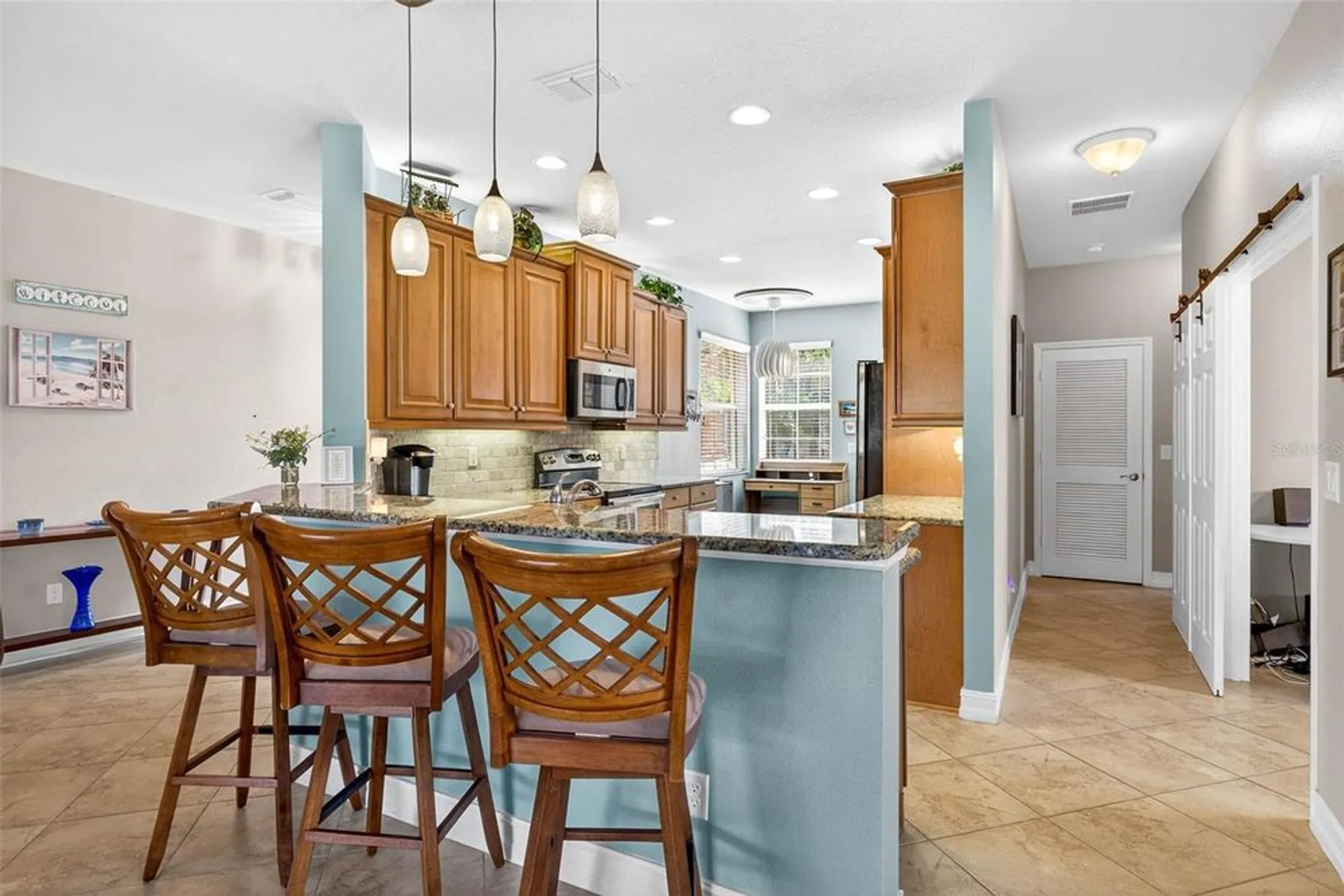 Property Slideshow image 18 of 64 | 15652 aurora lake cir, Wimauma, FL, 33598