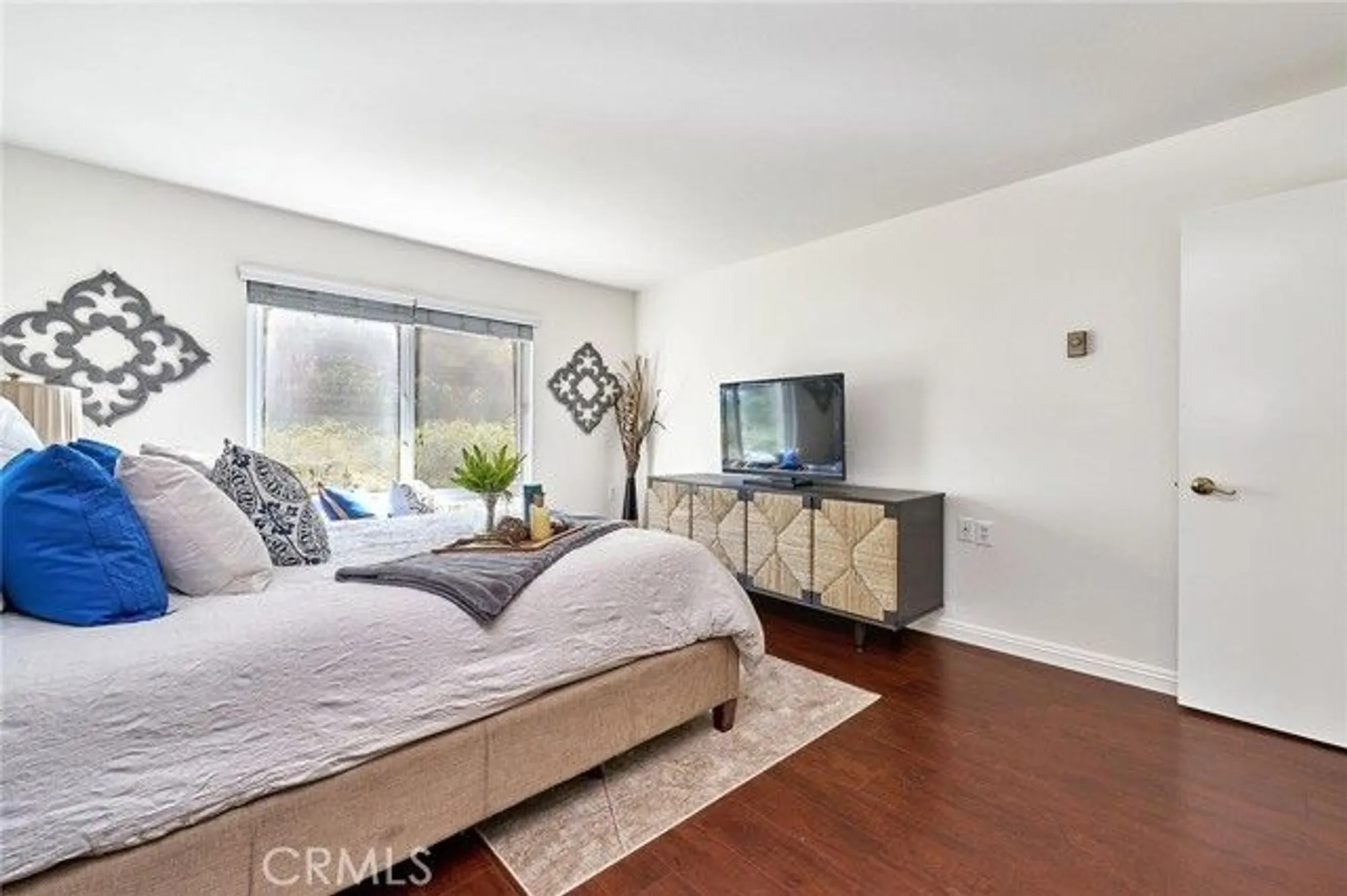 Property Slideshow image 13 of 48 | 3300 via carrizo d, Laguna Woods, CA, 92637