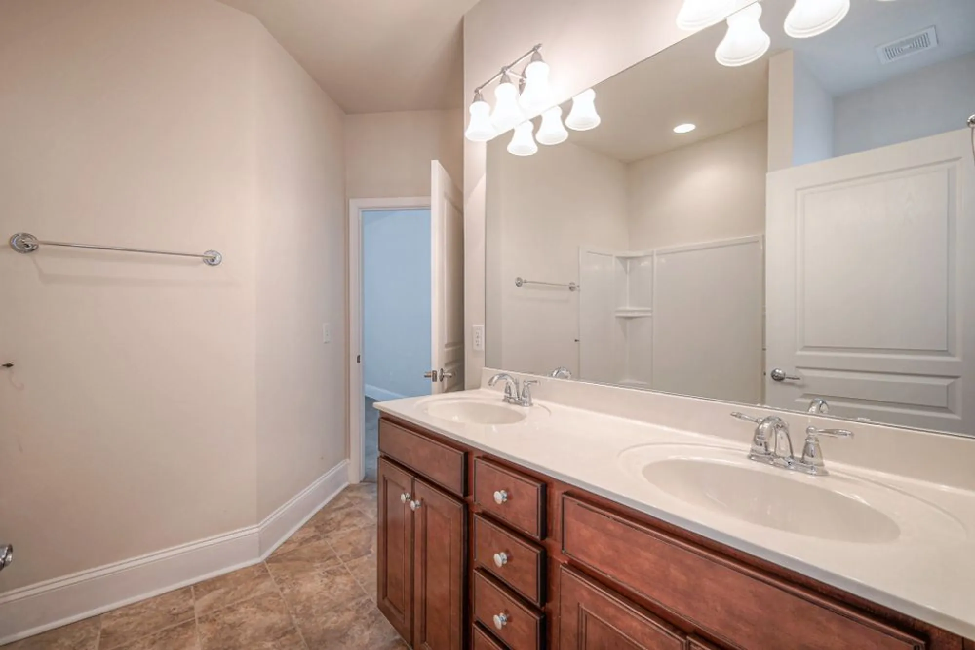 Property Slideshow image 38 of 55 | 421 schooner ln, Mount Juliet, TN, 37122