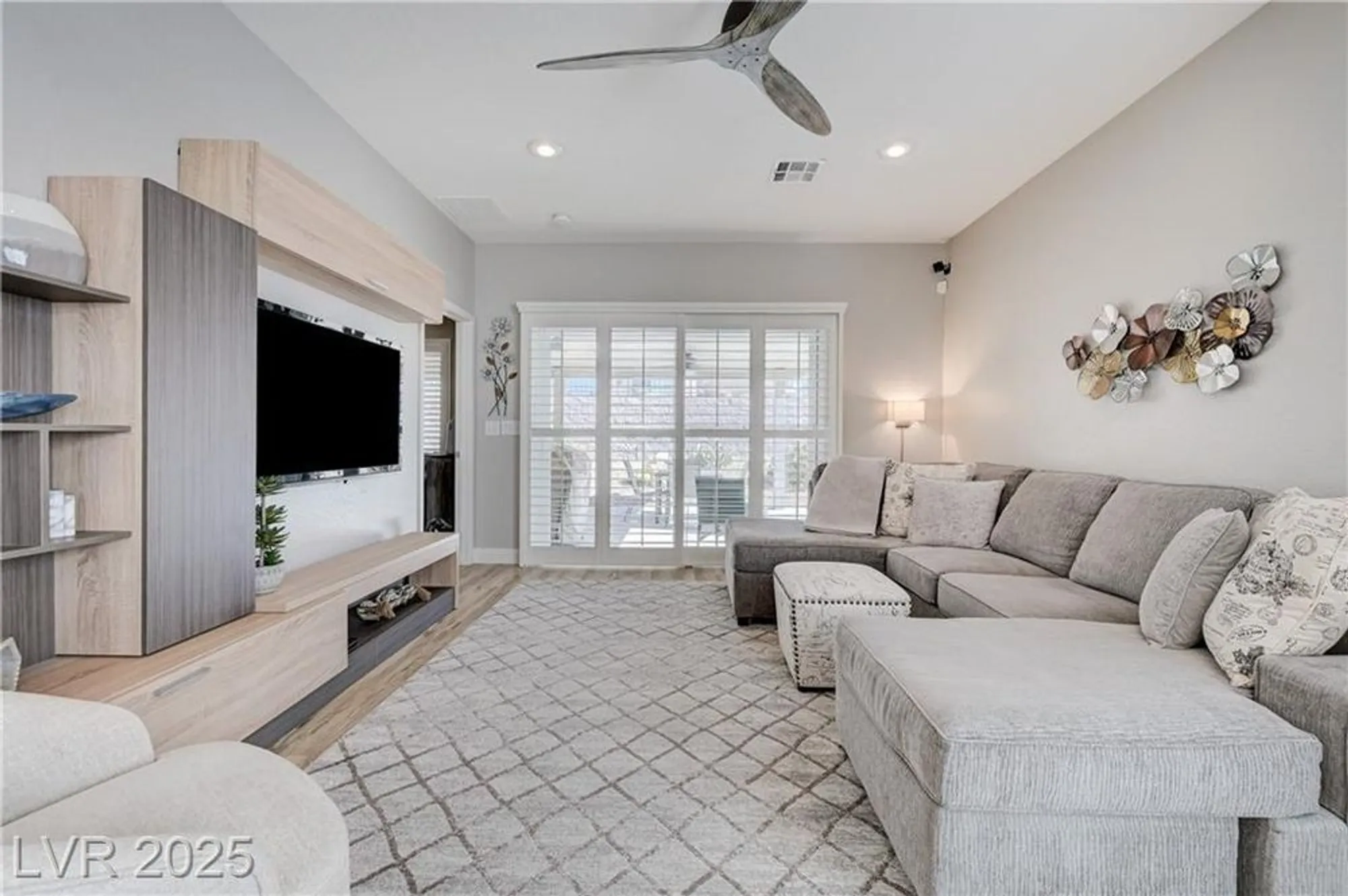 Property Slideshow image 19 of 51 | 2510 darda st, Henderson, NV, 89044