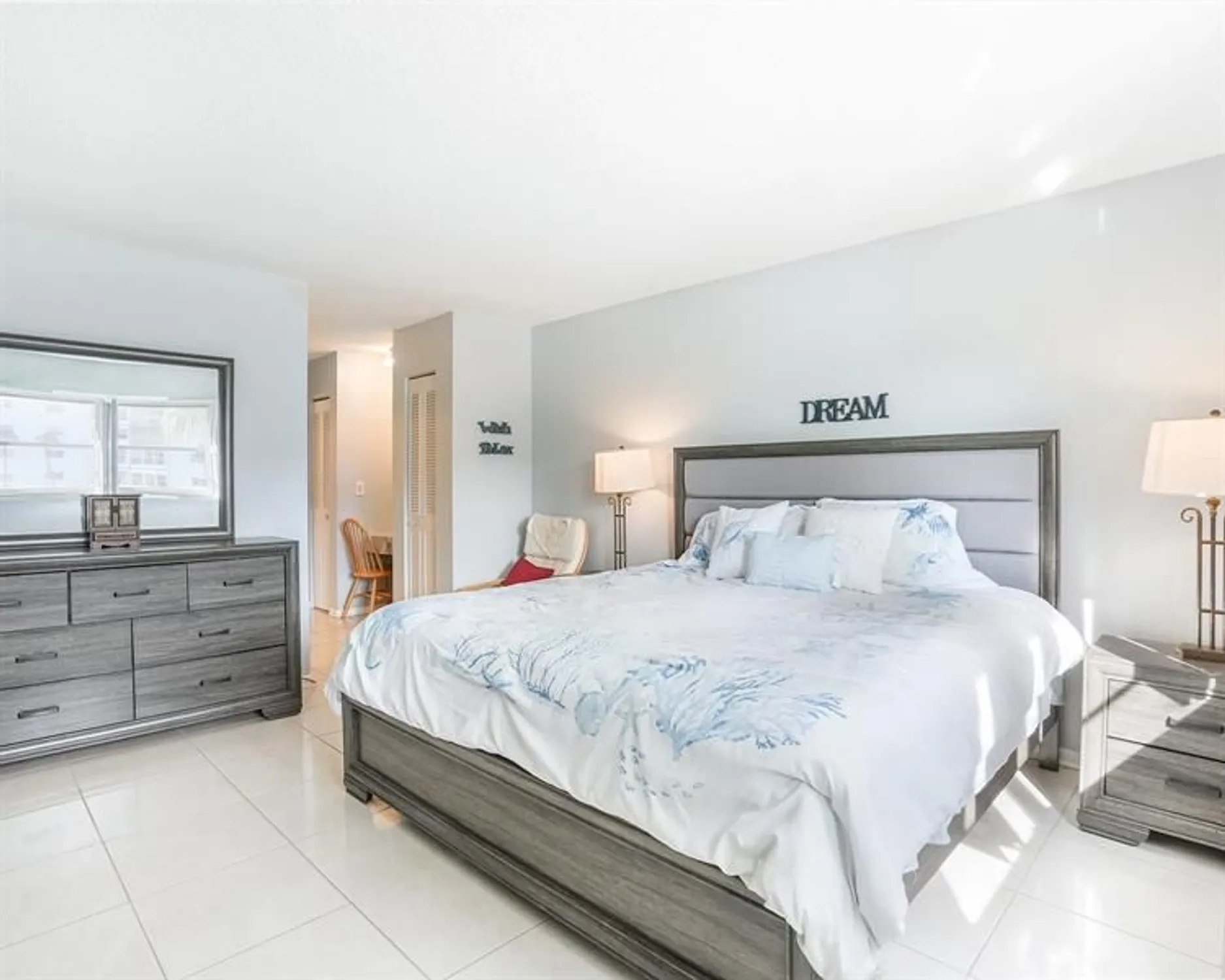 Property Slideshow image 5 of 22 | 4750 nw 22nd ct 204, Lauderhill, FL, 33313