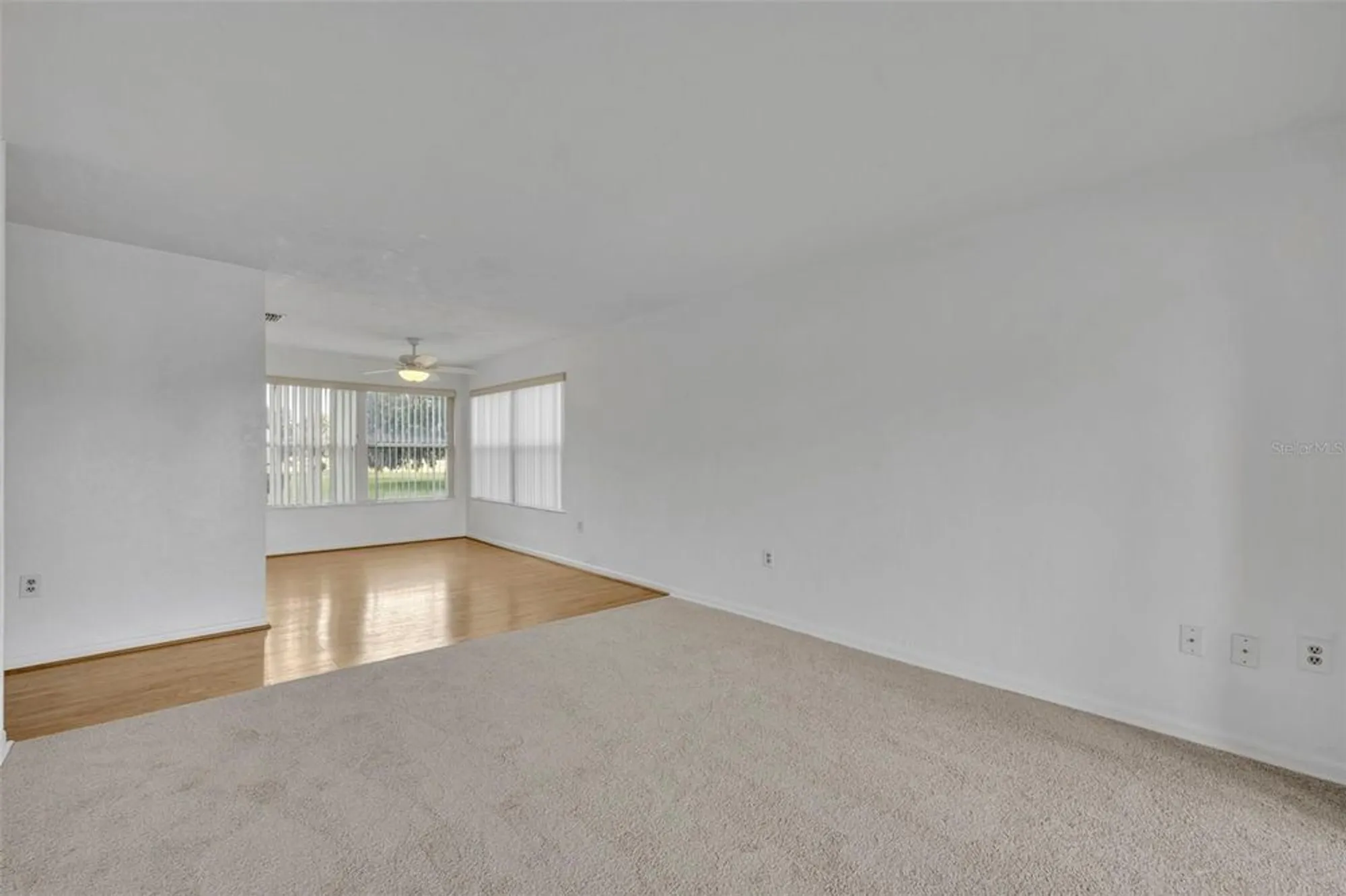 Property Slideshow image 7 of 43 | 19201 sandalwood dr # 19201, Wildwood, FL, 34785