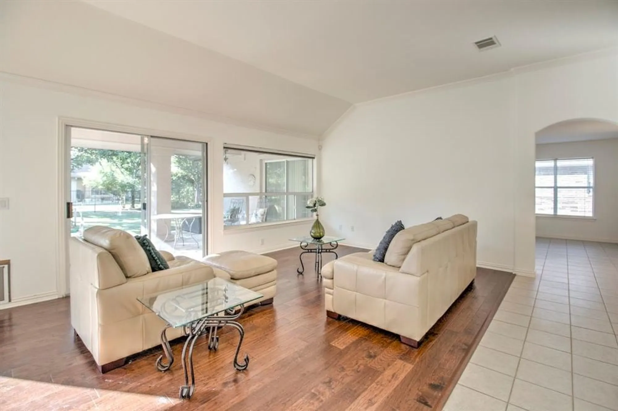 Property Slideshow image 8 of 35 | 9605 orangewood trl, Denton, TX, 76207