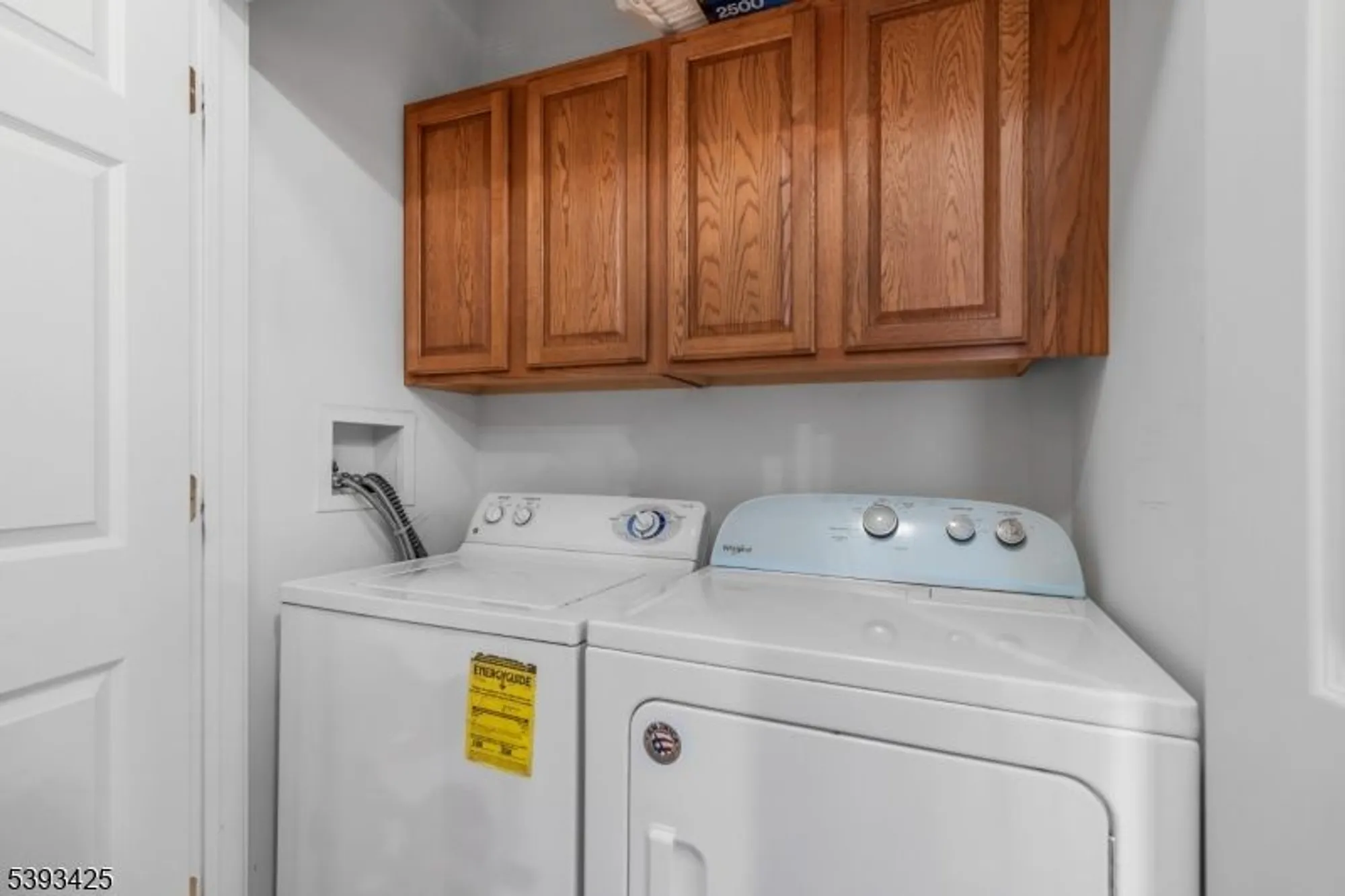 Property Slideshow image 20 of 29 | 266 victoria dr, Bridgewater, NJ, 08807