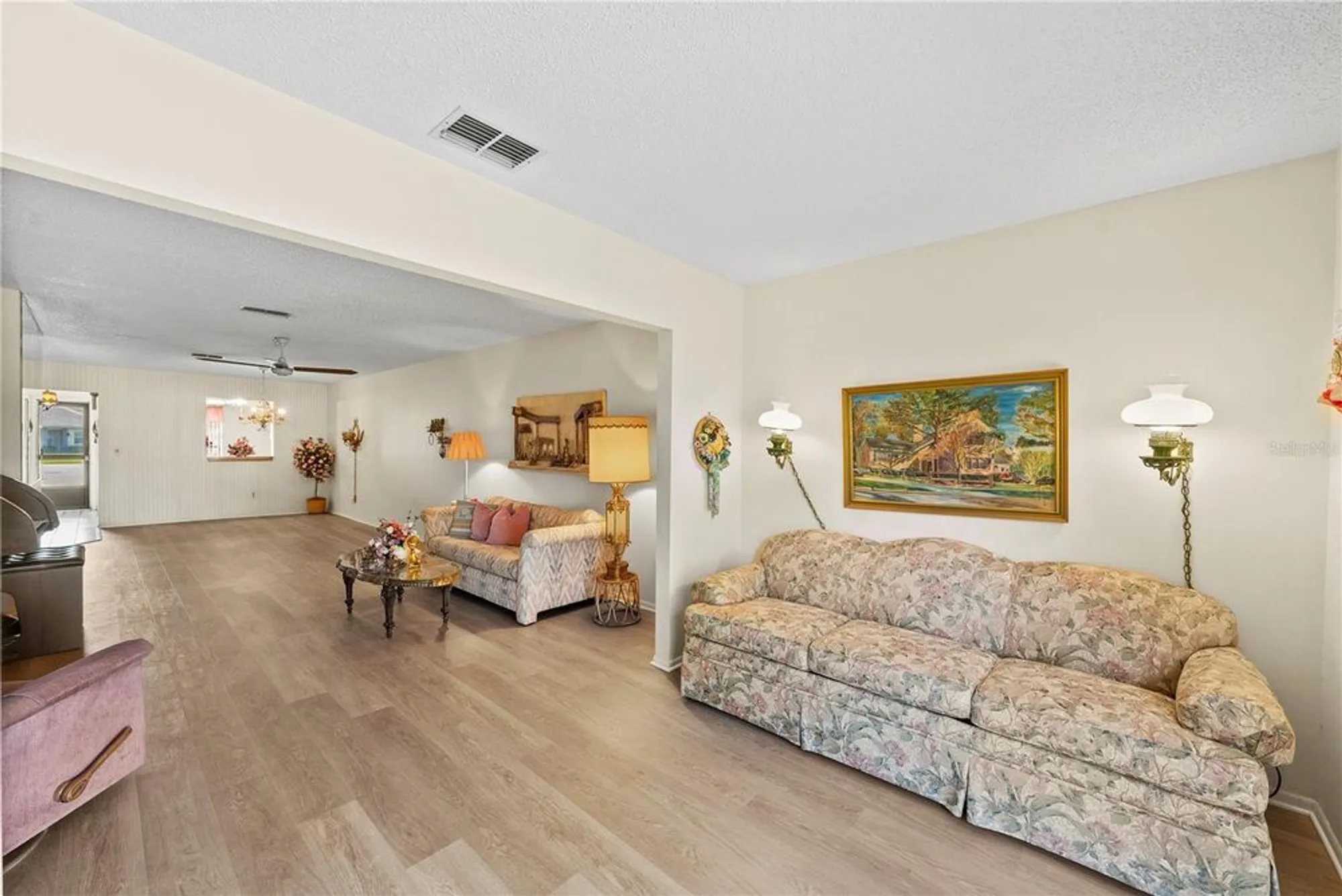Property Slideshow image 17 of 100 | 3420 stonehaven ct d, Palm Harbor, FL, 34684