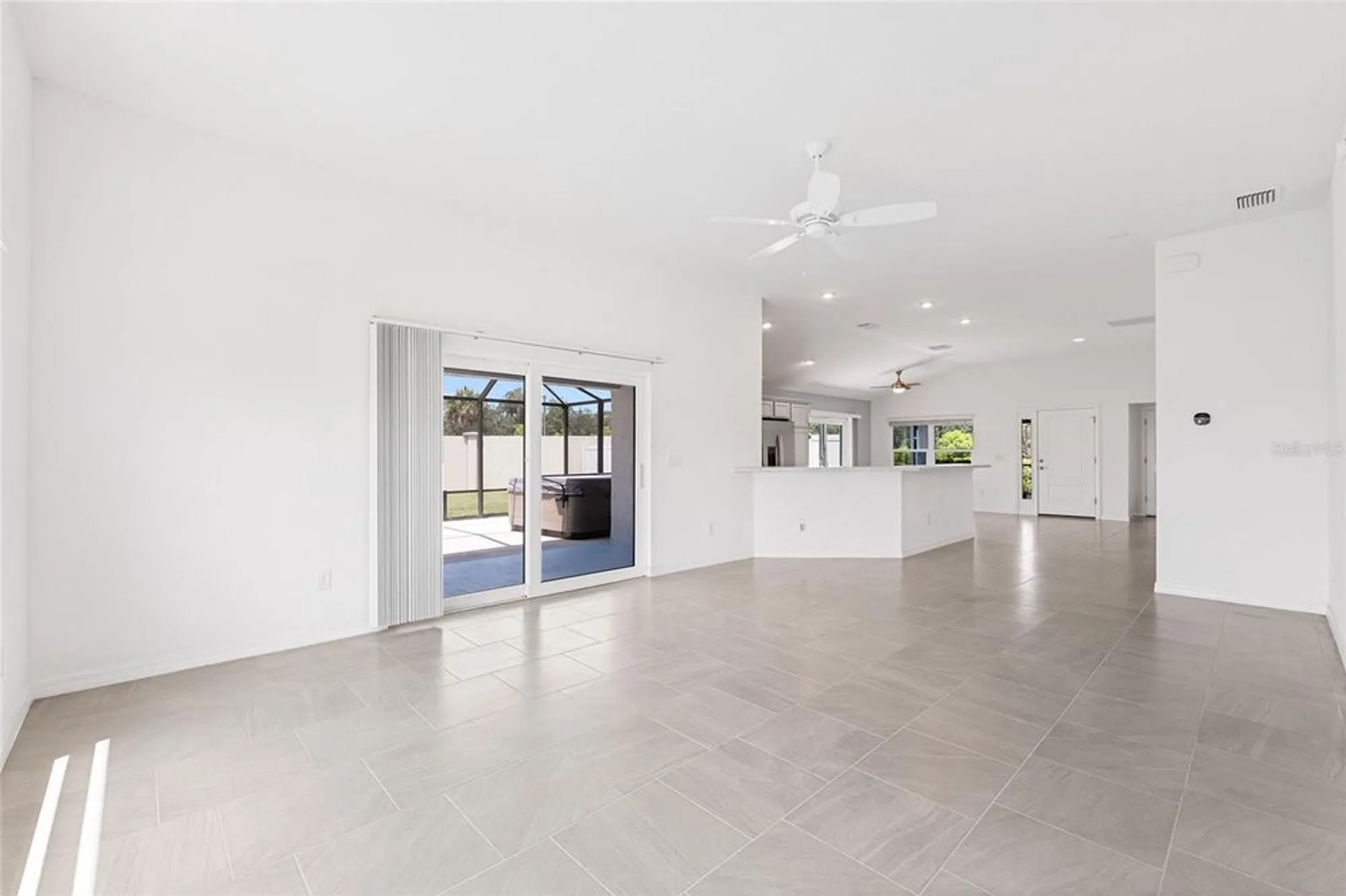 Property Slideshow image 10 of 36 | 1712 galloway dr, The Villages, FL, 32163