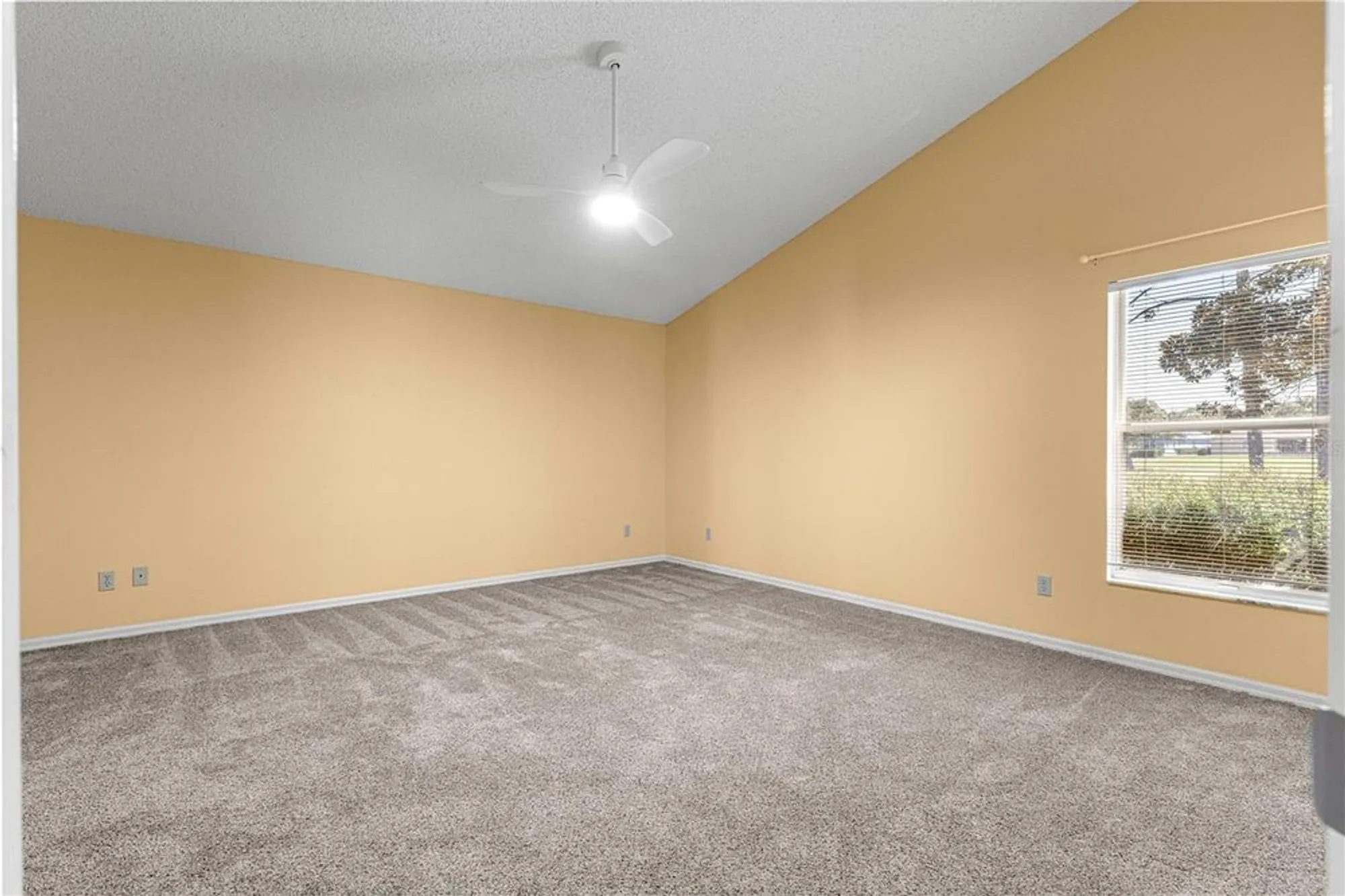 Property Slideshow image 13 of 34 | 9093 sw 91st cir, Ocala, FL, 34481