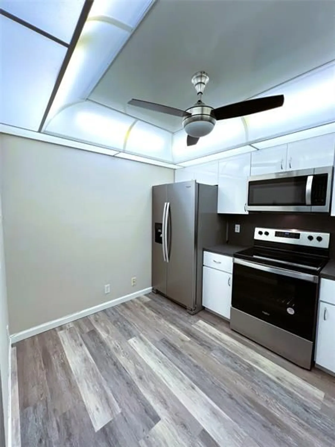 Property Slideshow image 11 of 32 | 1902 bermuda cir h2, Coconut Creek, FL, 33066