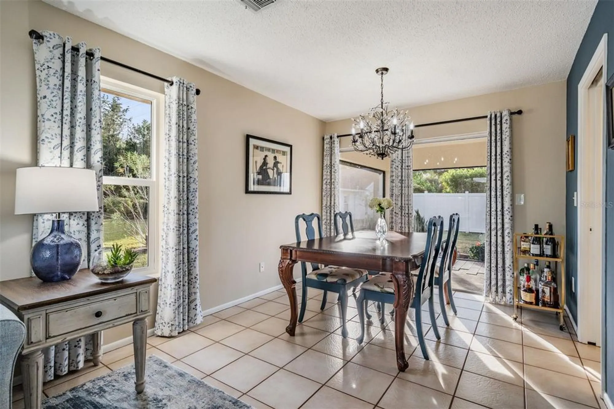 Property Slideshow image 9 of 38 | 2932 macalpin dr, Palm Harbor, FL, 34684