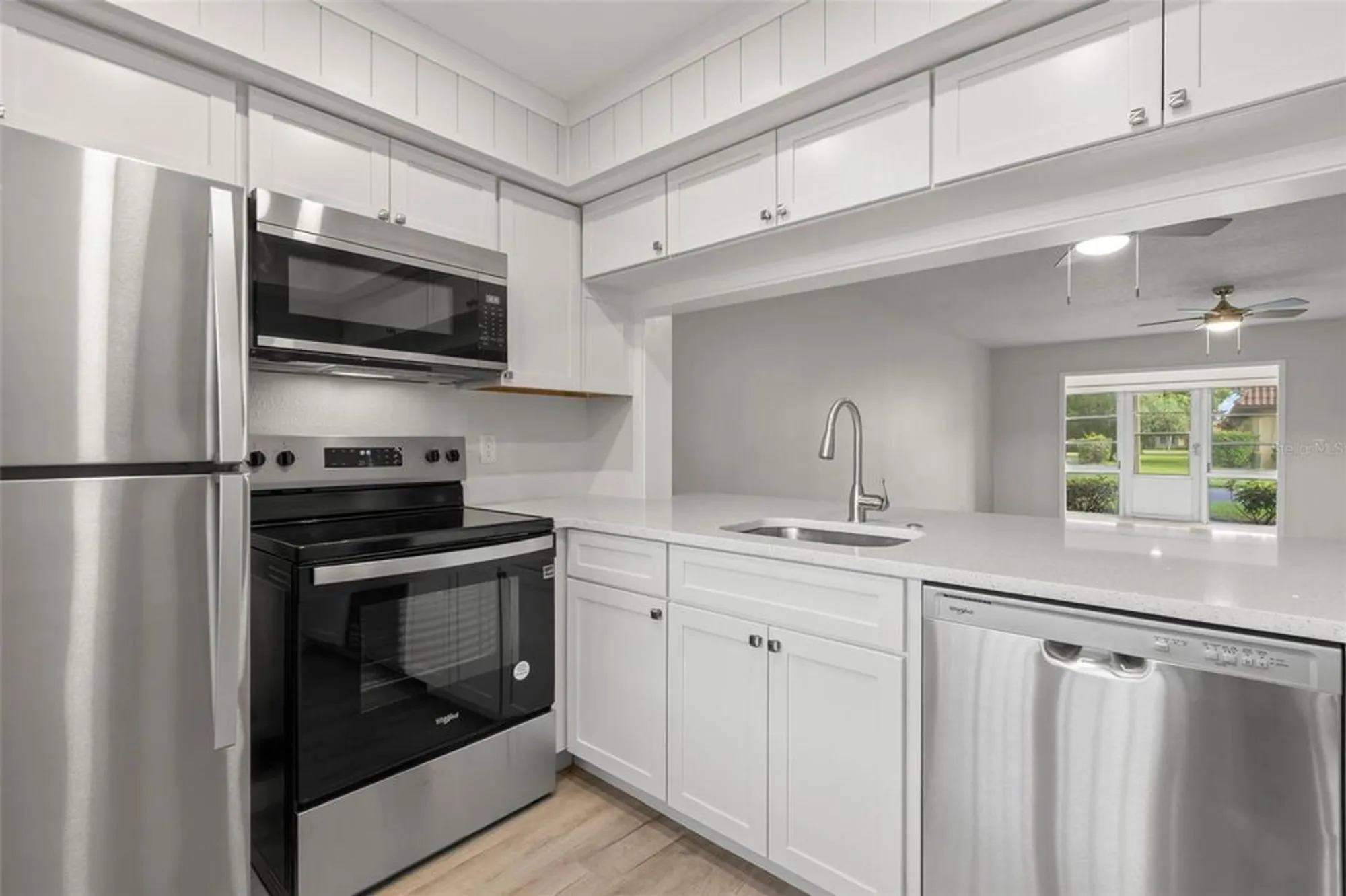 Property Slideshow image 11 of 39 | 1701 pinehurst rd 10f, Dunedin, FL, 34698