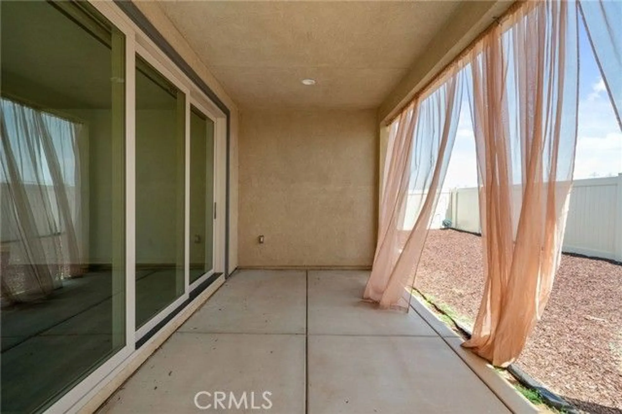 Property Slideshow image 33 of 54 | 1649 spring run ln, Beaumont, CA, 92223