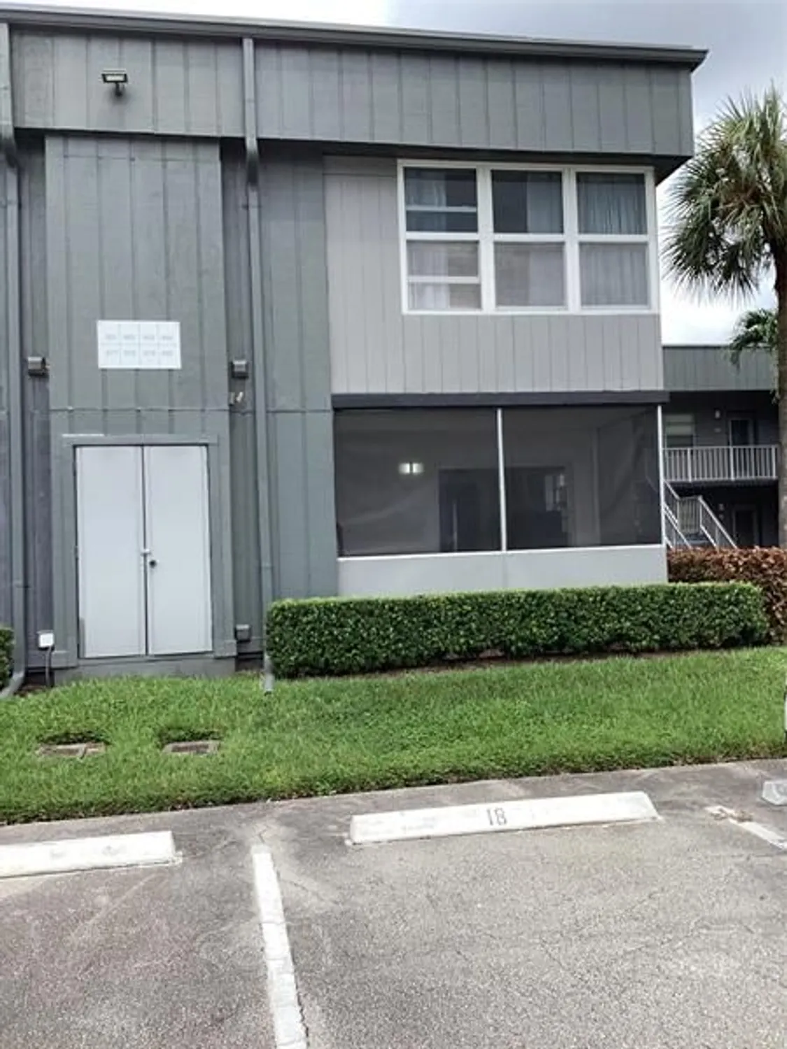 Property Slideshow image 1 of 9 | 880 normandy s # 880, Delray Beach, FL, 33484