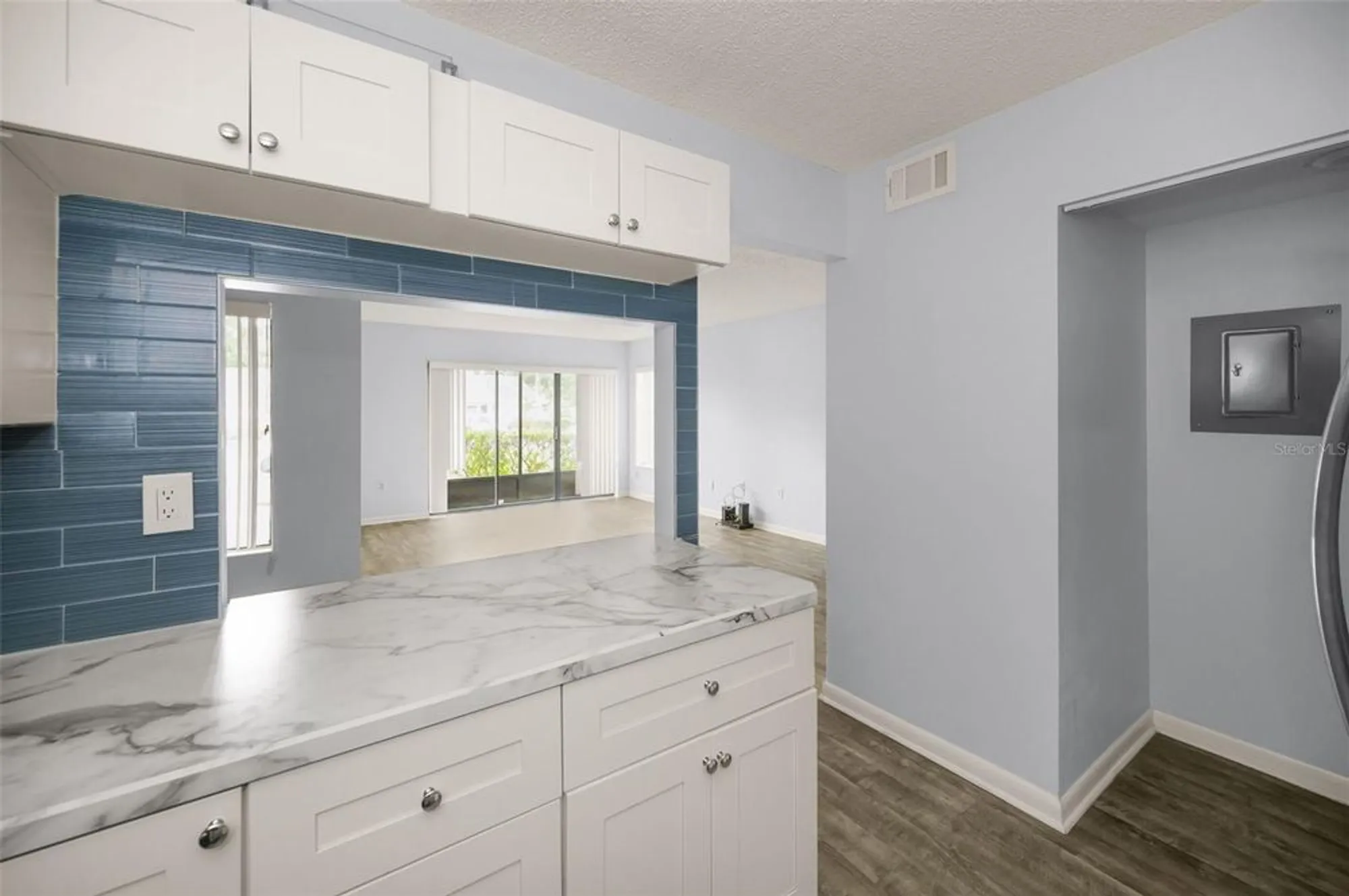 Property Slideshow image 15 of 70 | 2687 pine ridge way e1, Palm Harbor, FL, 34684