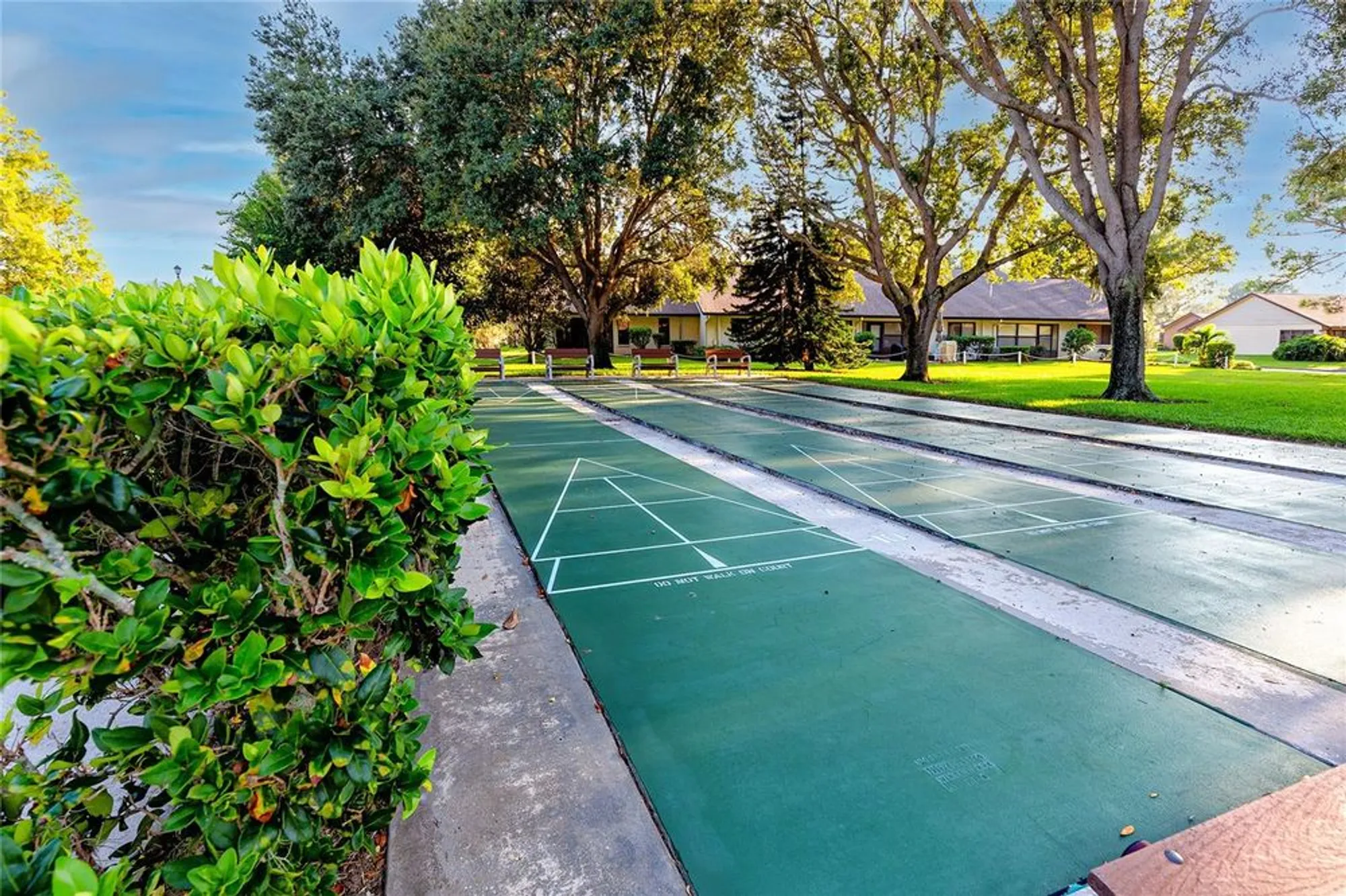 Property Slideshow image 37 of 47 | 2561 royal pines cir # 14h, Clearwater, FL, 33763