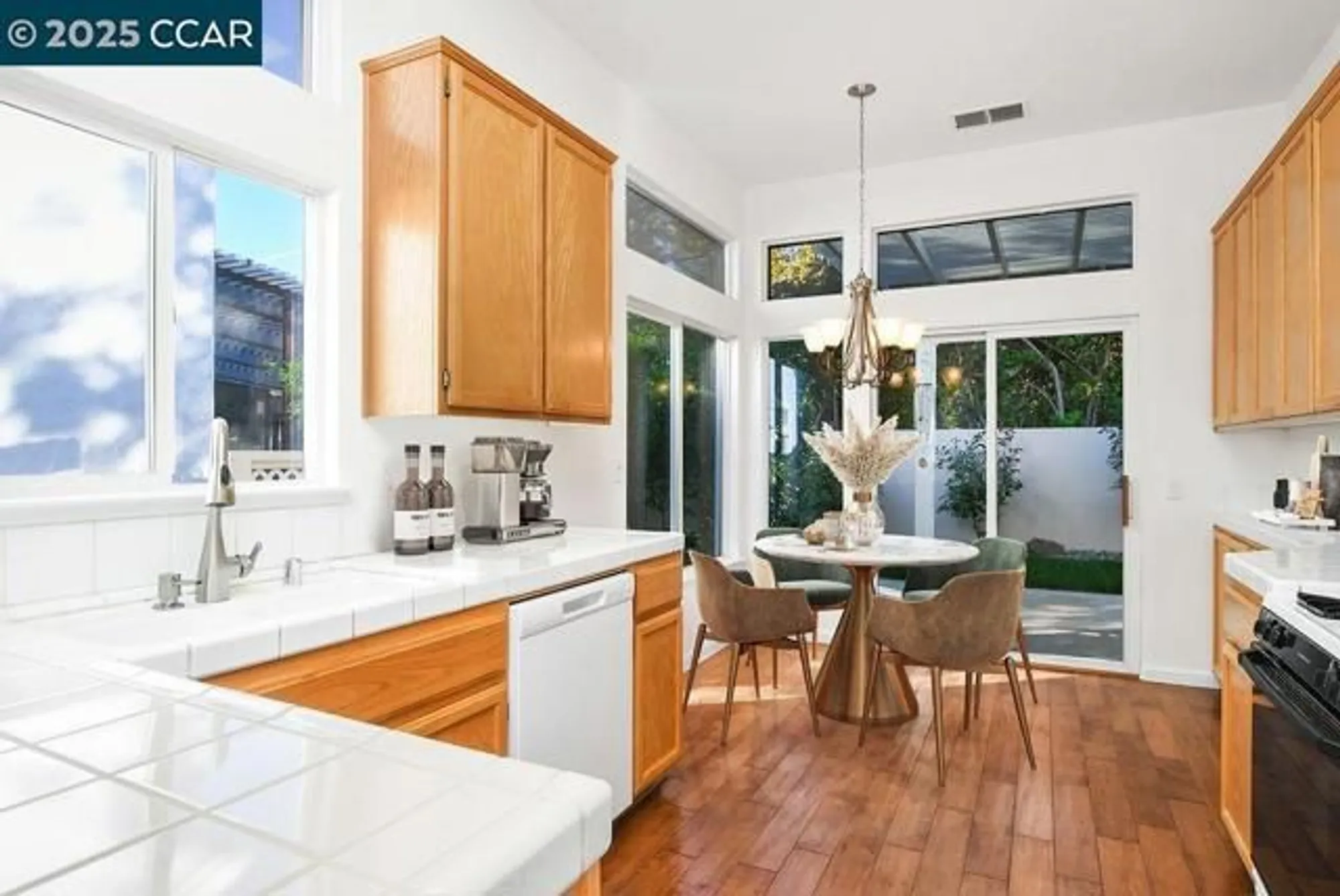 Property Slideshow image 10 of 39 | 1740 jubilee dr, Brentwood, CA, 94513