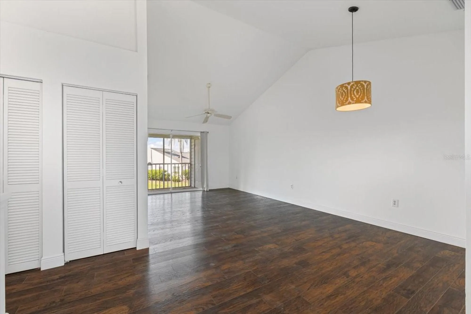 Property Slideshow image 15 of 65 | 970 sandpiper cir # 970, Bradenton, FL, 34209