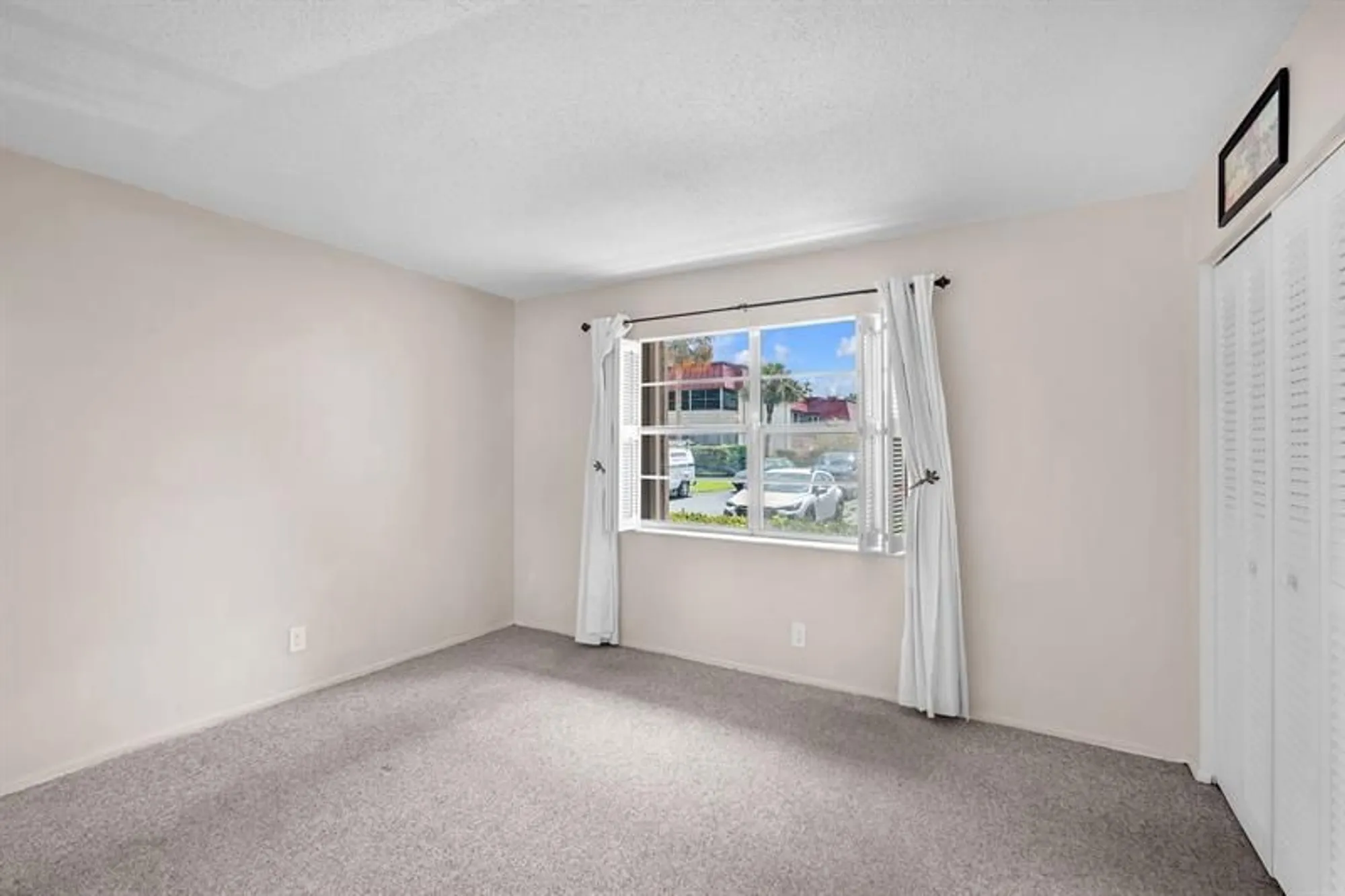 Property Slideshow image 23 of 33 | 12025 w greenway dr apt 104, Royal Palm Beach, FL, 33411