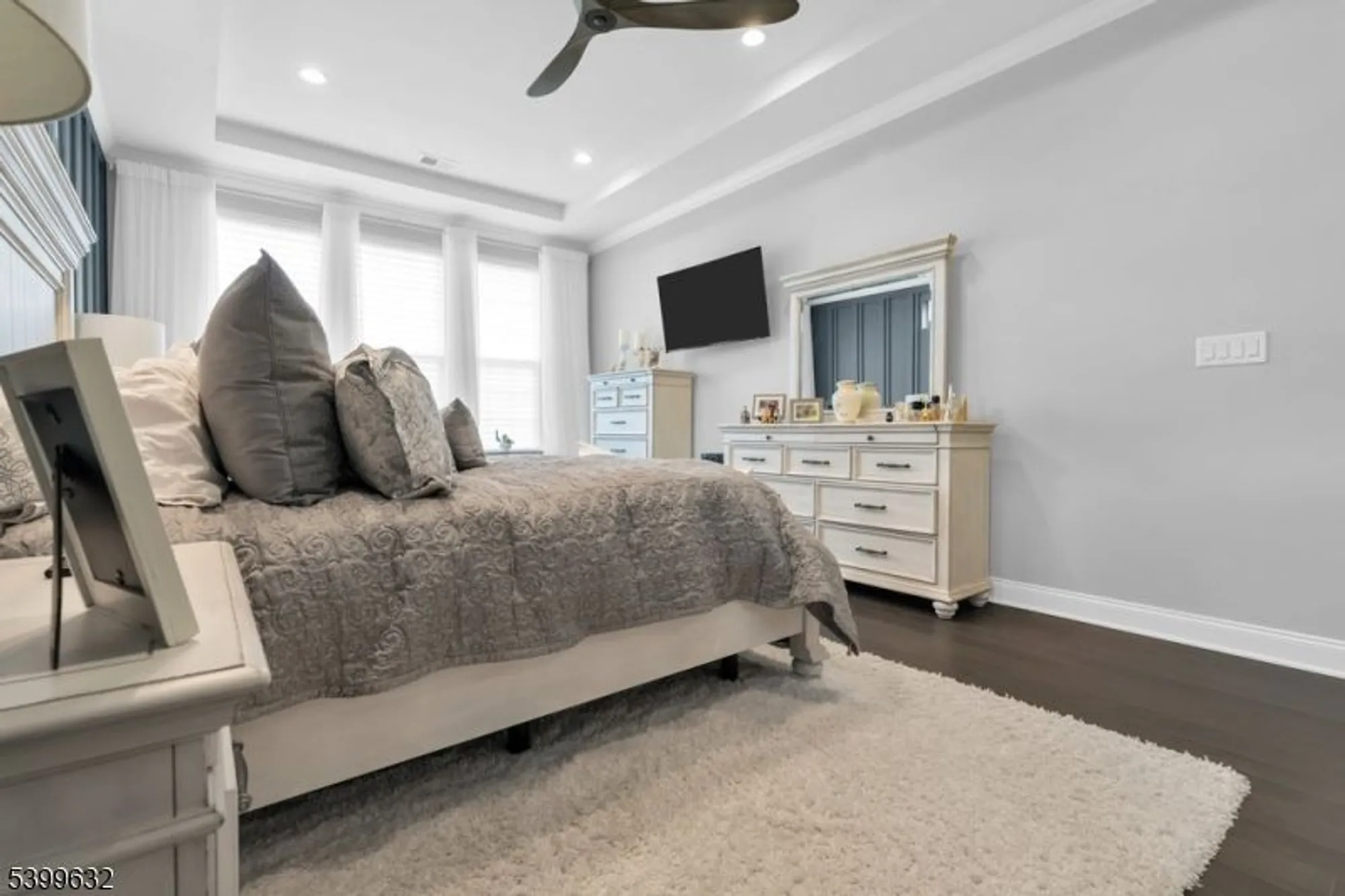 Property Slideshow image 31 of 44 | 48 drake way, Flanders, NJ, 07836