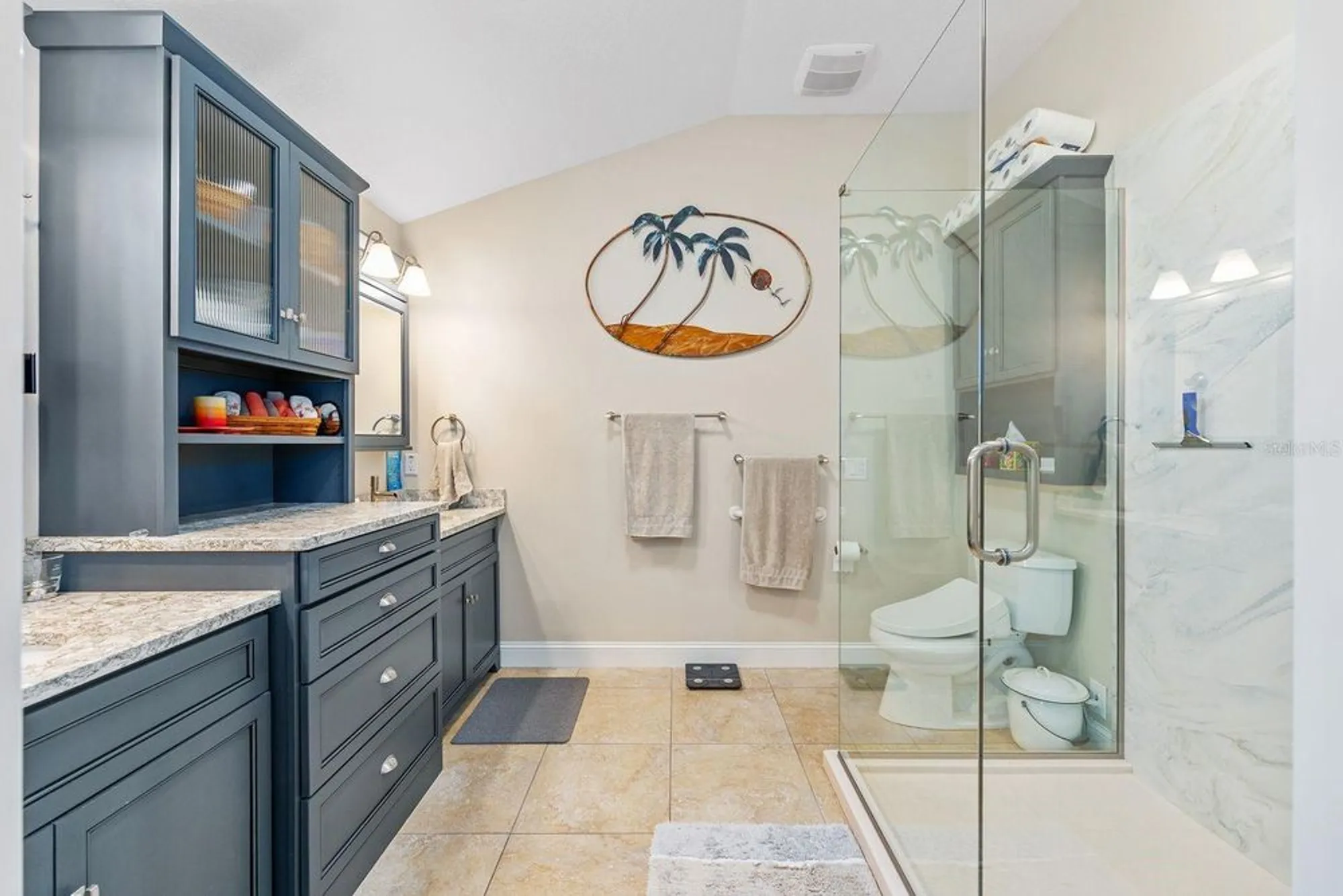 Property Slideshow image 17 of 38 | 917 ramos dr, The Villages, FL, 32159