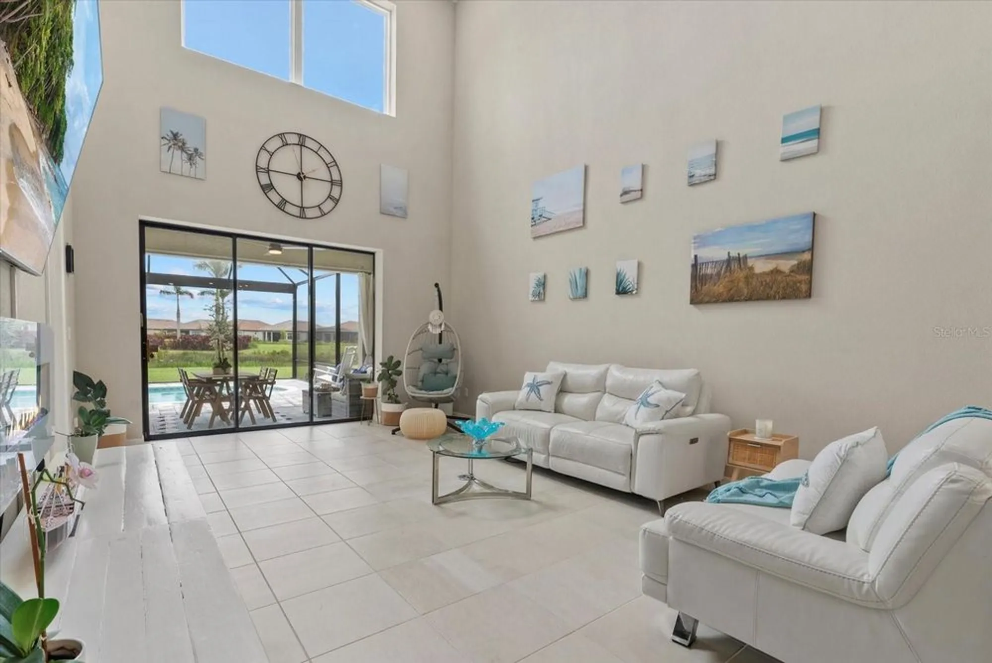 Property Slideshow image 11 of 71 | 10117 milky way cir, Sarasota, FL, 34241