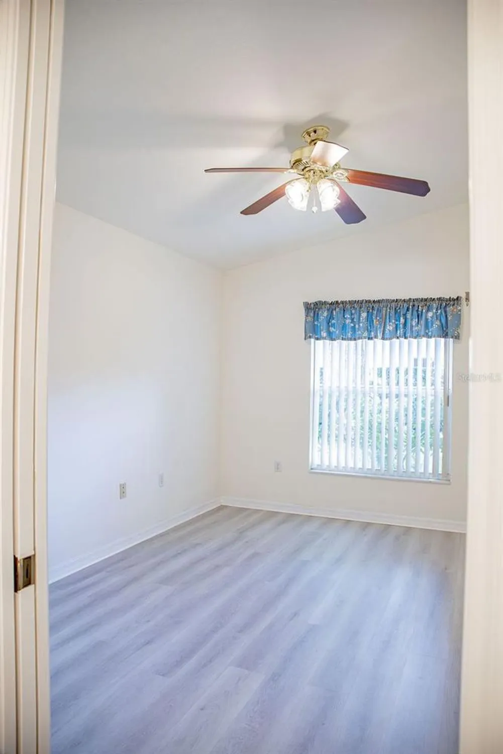 Property Slideshow image 26 of 45 | 231 lake suzanne dr, Lake Wales, FL, 33859