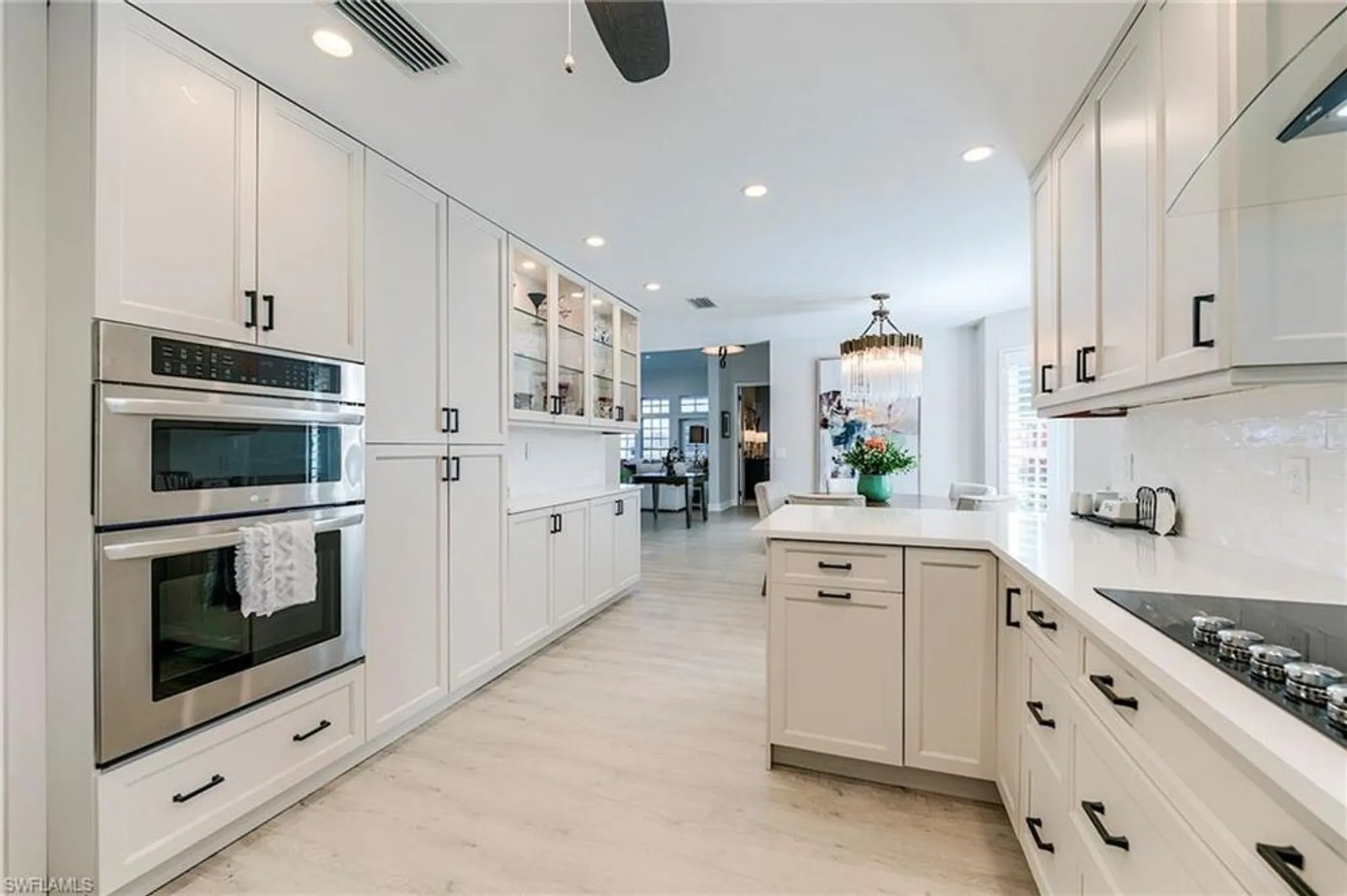 Property Slideshow image 10 of 37 | 3420 thornbury ln, Bonita Springs, FL, 34134