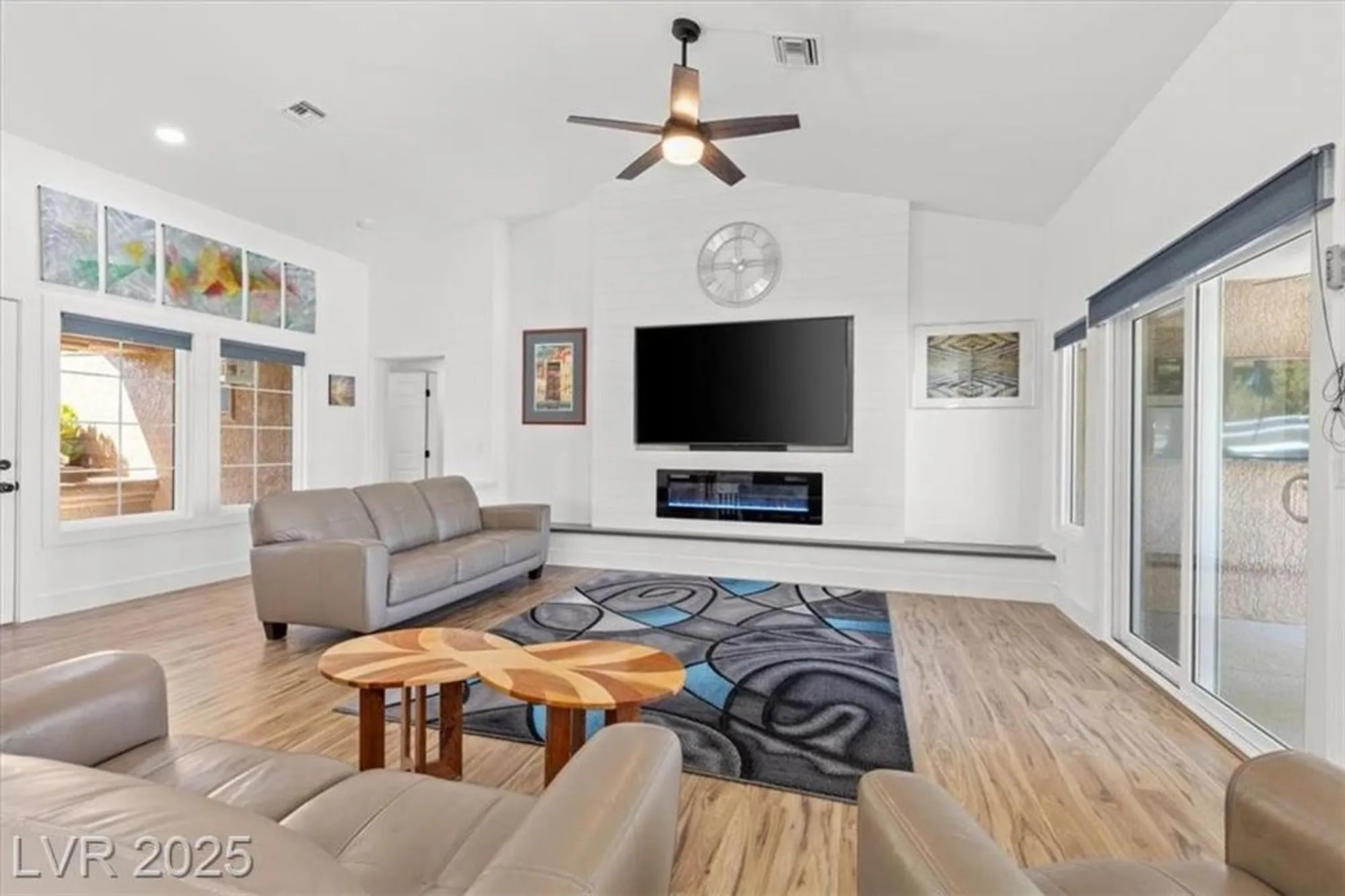 Property Slideshow image 12 of 43 | 3112 birch grove ct, Las Vegas, NV, 89134