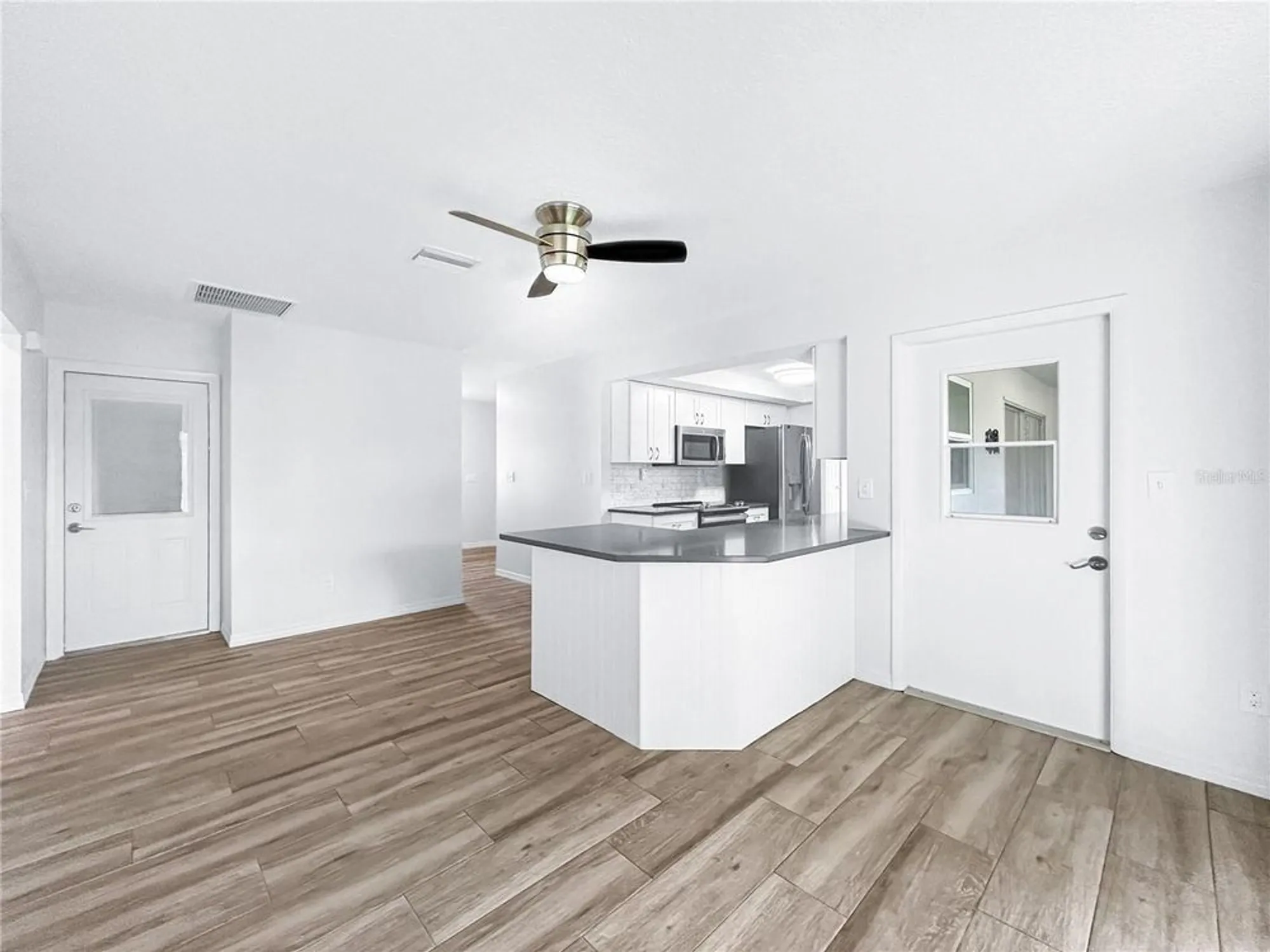 Property Slideshow image 17 of 52 | 1408 w del webb blvd, Sun City Center, FL, 33573