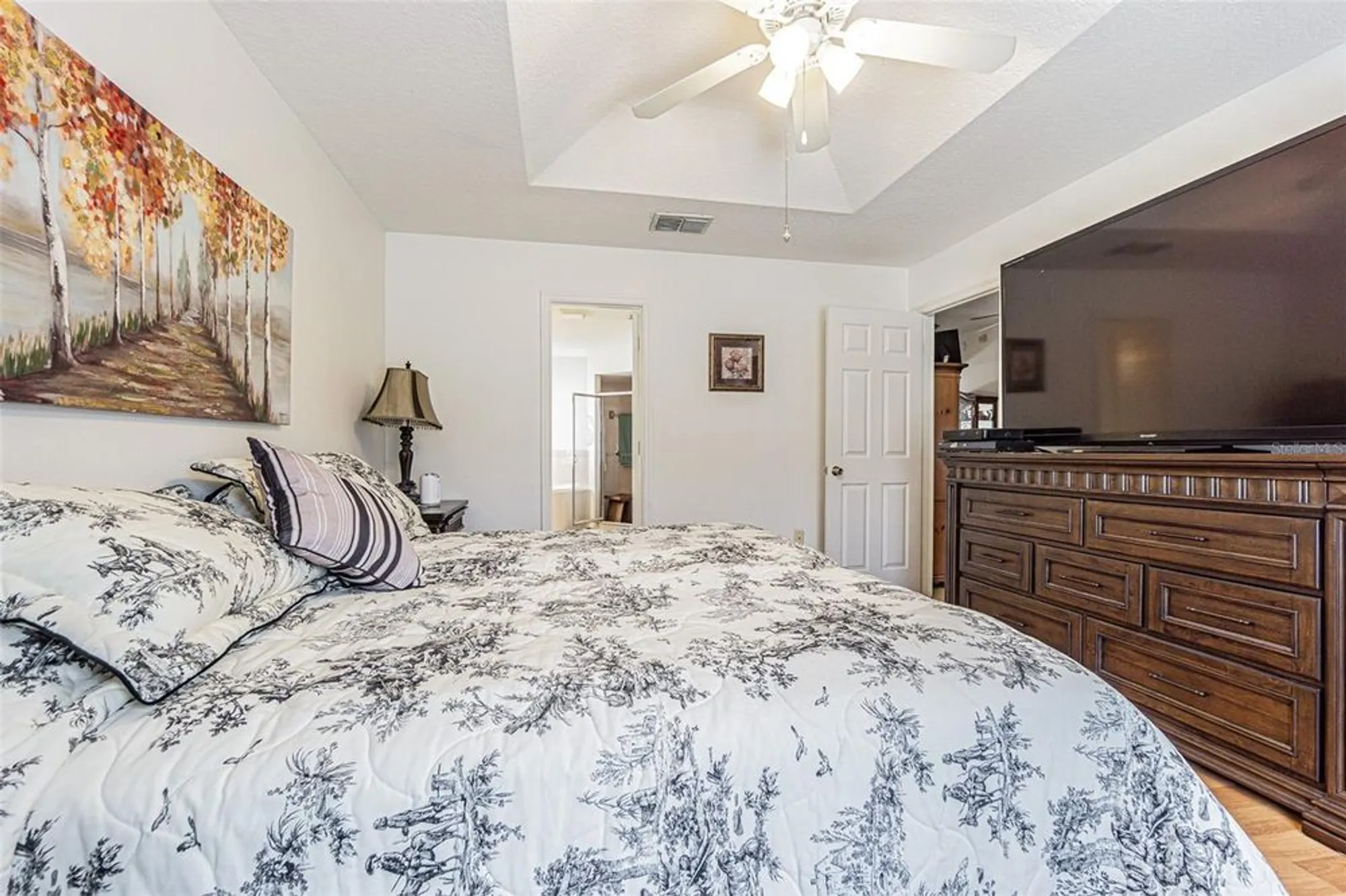 Property Slideshow image 19 of 37 | 29350 zeller ave, San Antonio, FL, 33576