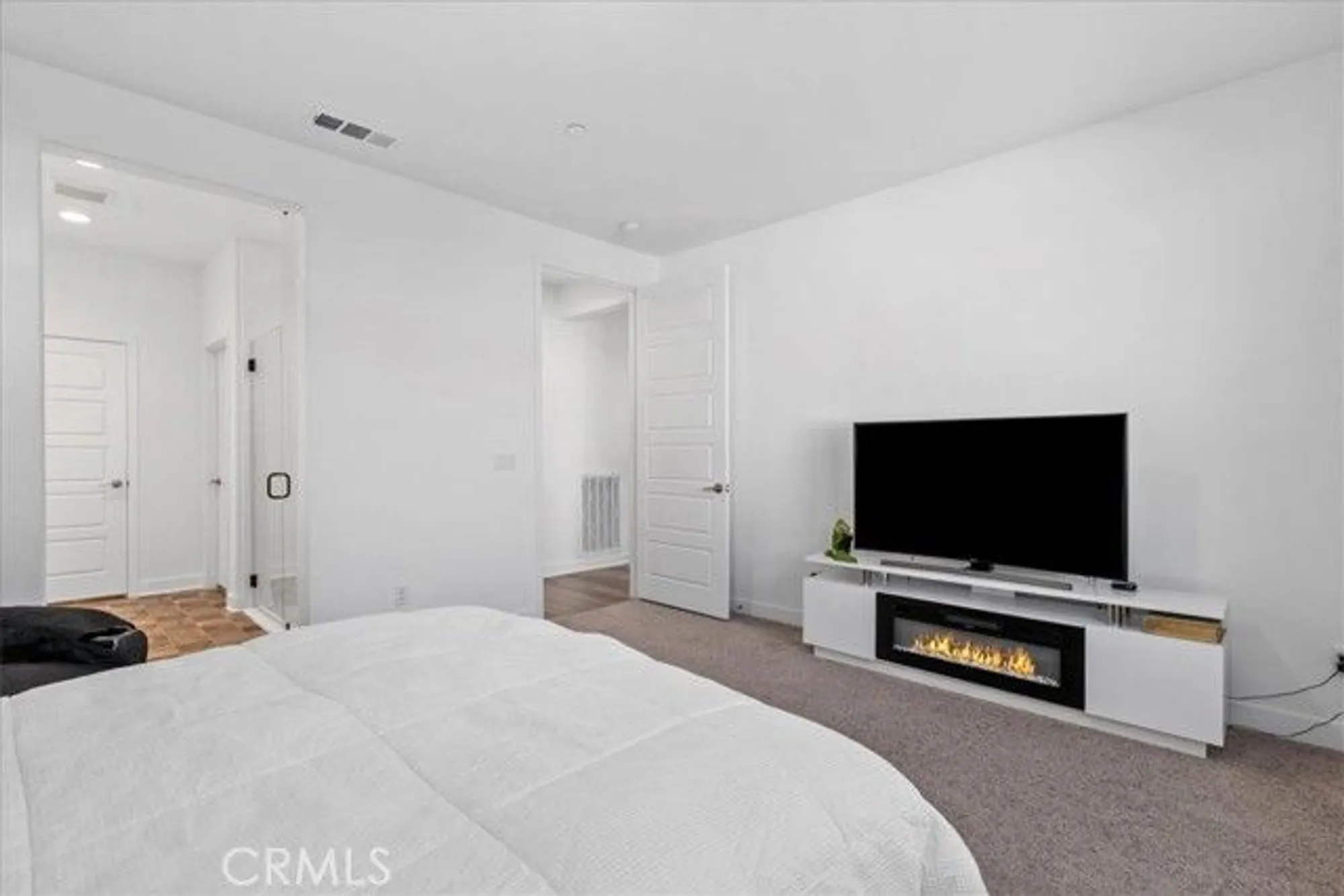 Property Slideshow image 19 of 38 | 1678 park village dr, Beaumont, CA, 92223