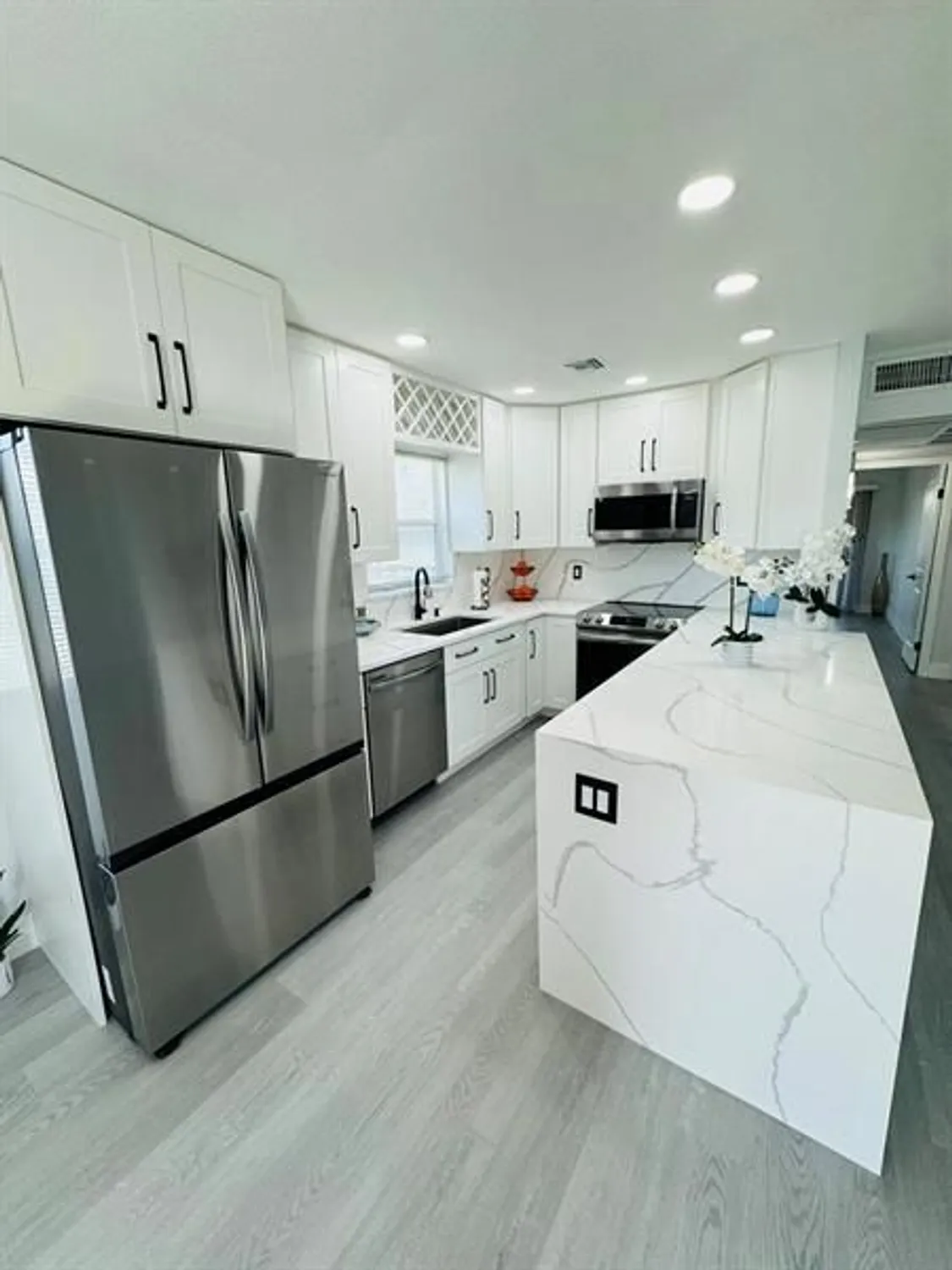 Property Slideshow image 2 of 27 | 364 flanders h # 364, Delray Beach, FL, 33484