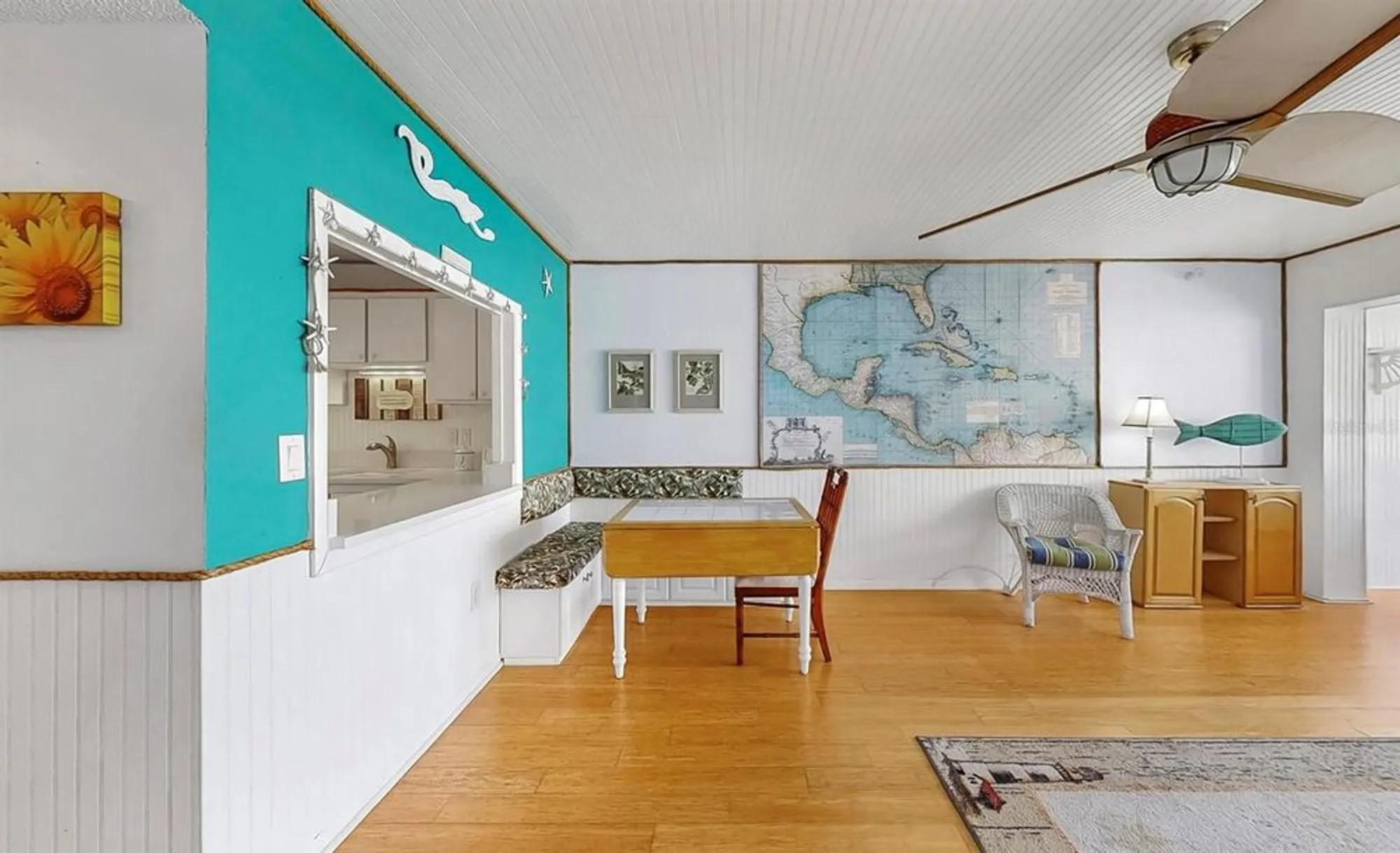 Property Slideshow image 26 of 46 | 4550 cove cir apt 605, Saint Petersburg, FL, 33708