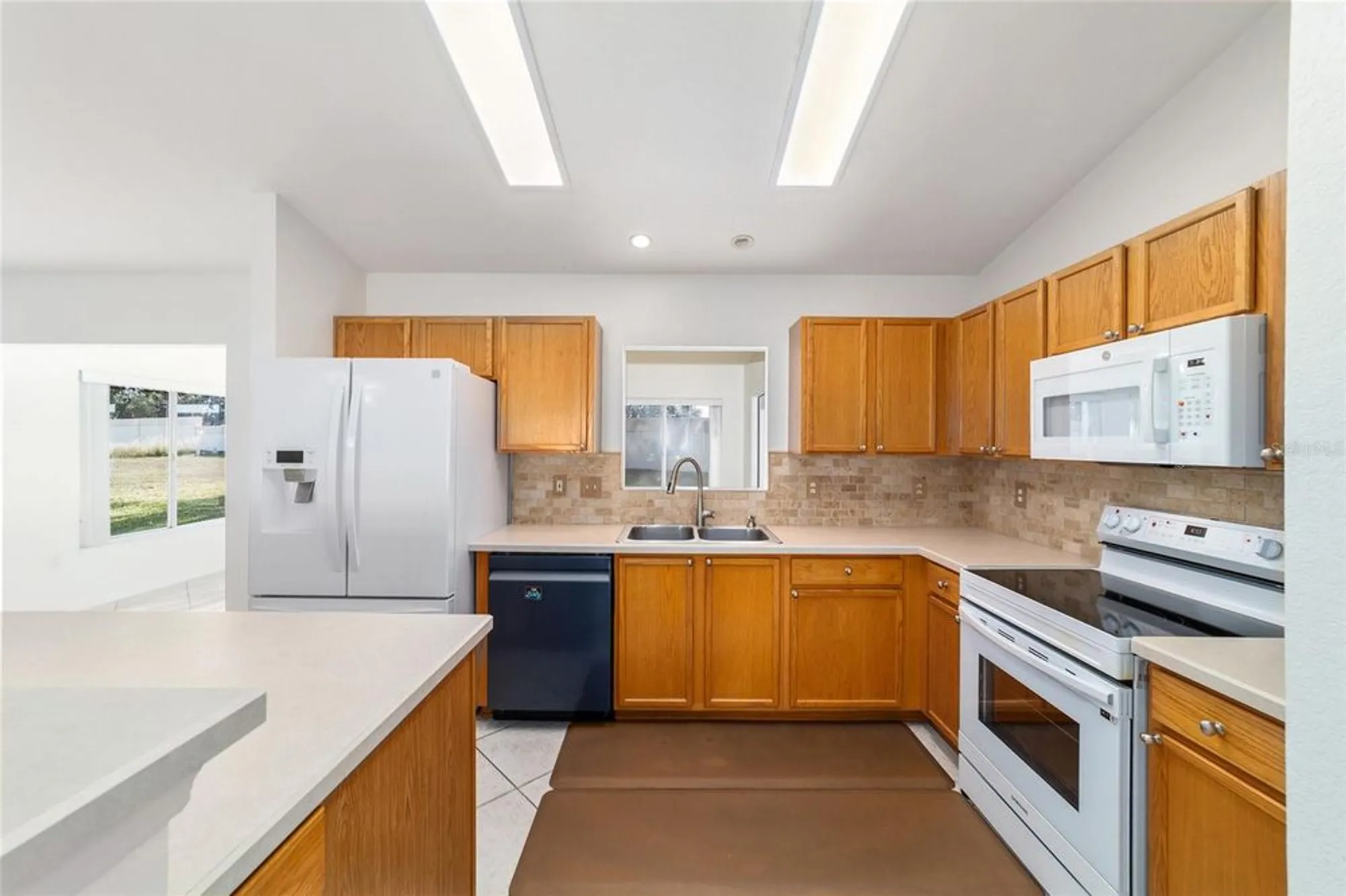 Property Slideshow image 13 of 66 | 14280 se 85th ave, Summerfield, FL, 34491