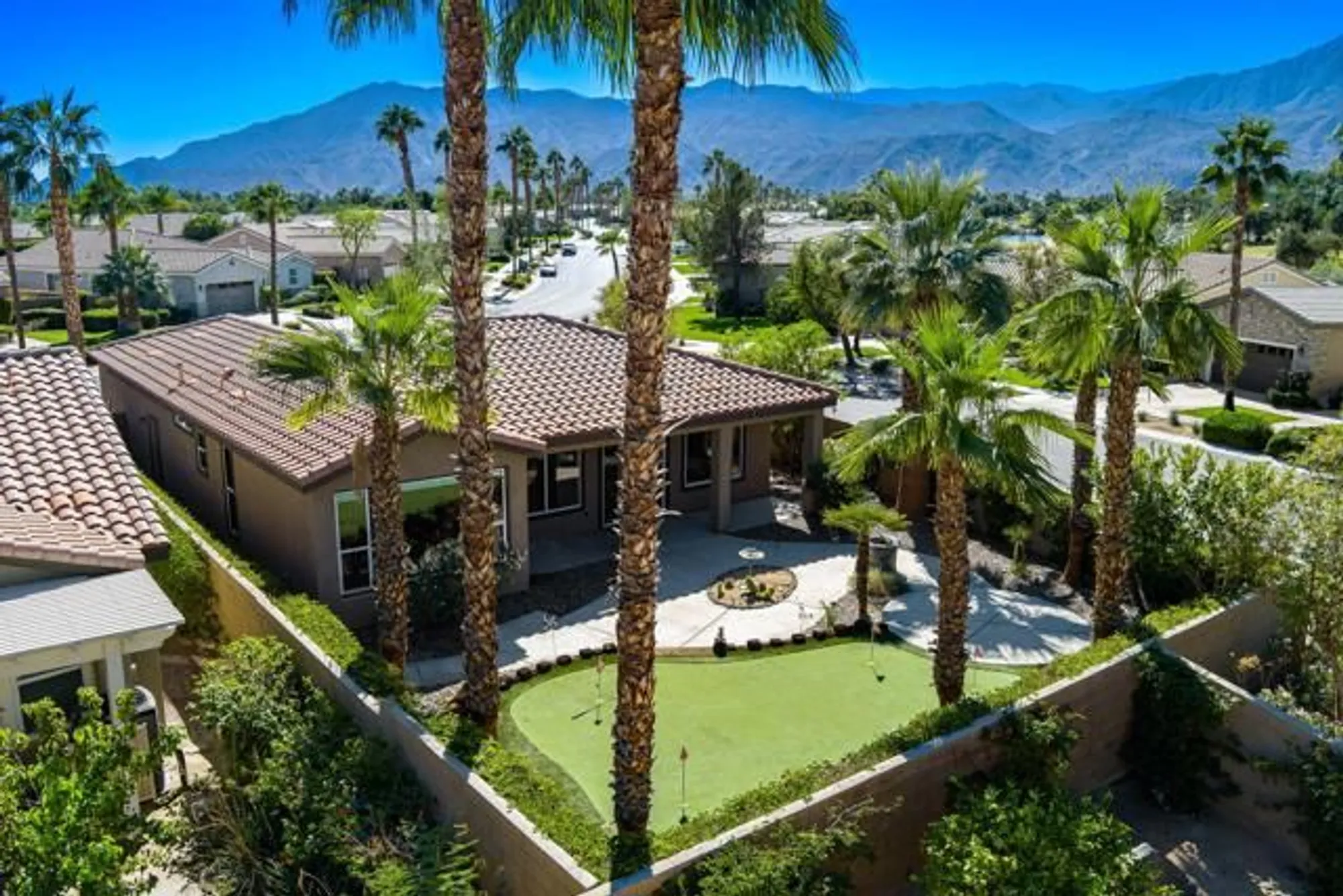 Property Slideshow image 34 of 78 | 81626 prism dr, La Quinta, CA, 92253