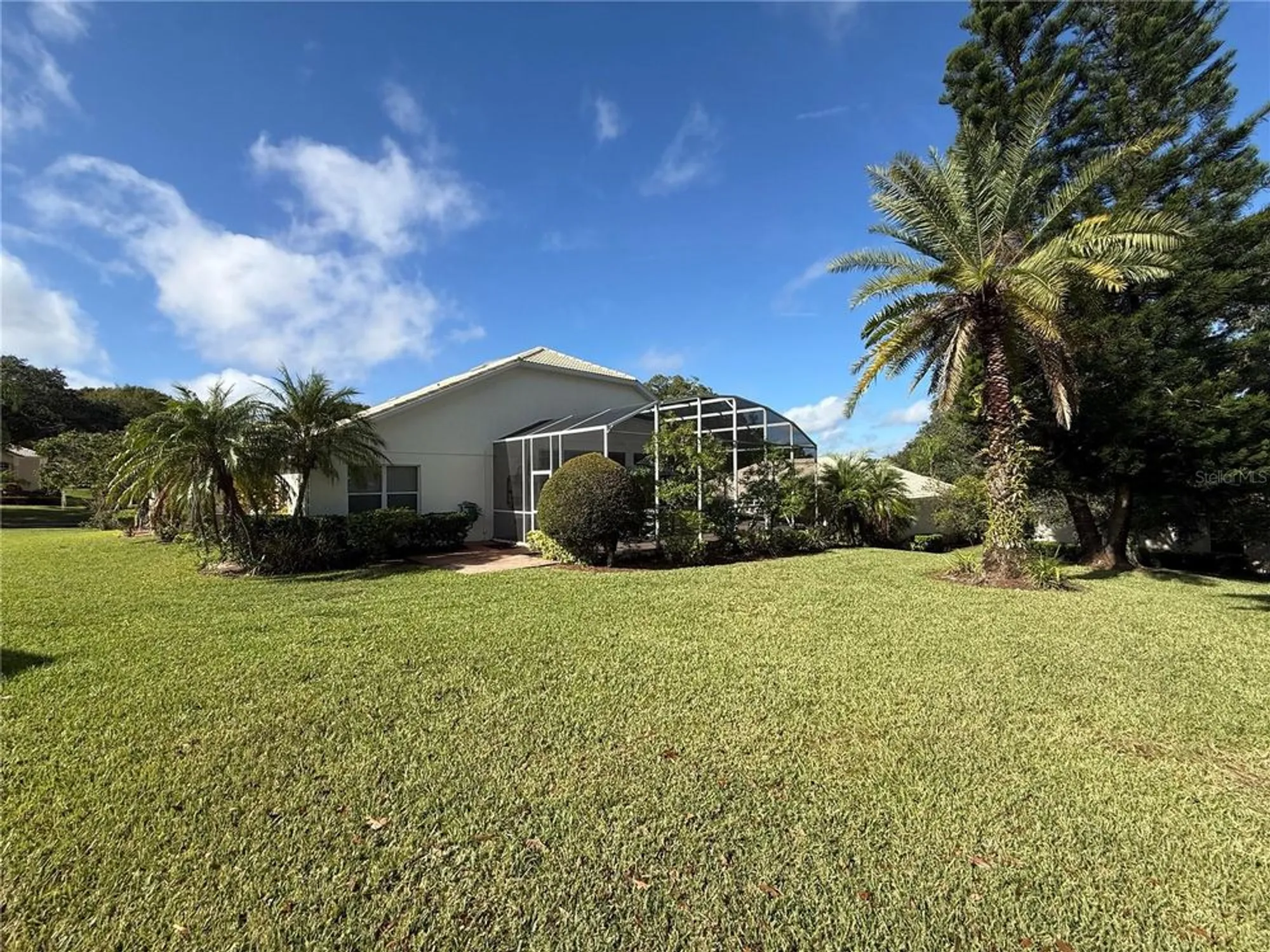 Property Slideshow image 37 of 54 | 2134 saint ives ct, Clermont, FL, 34711