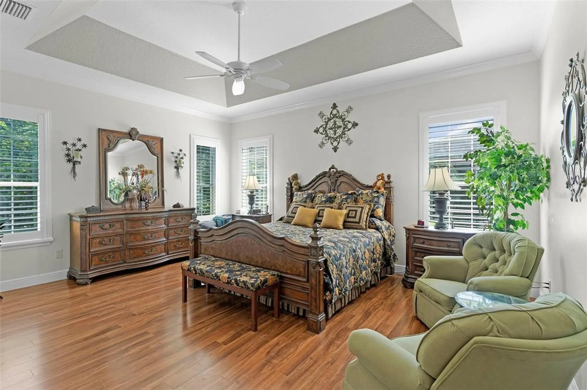 Property Slideshow image 37 of 69 | 2259 isleworth cir, The Villages, FL, 32163