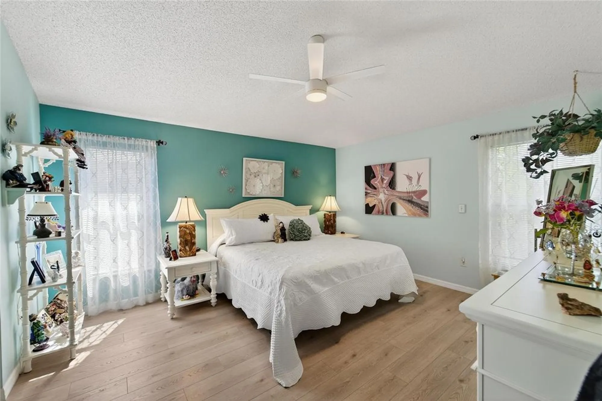 Property Slideshow image 24 of 73 | 326 caloosa palms ct, Sun City Center, FL, 33573