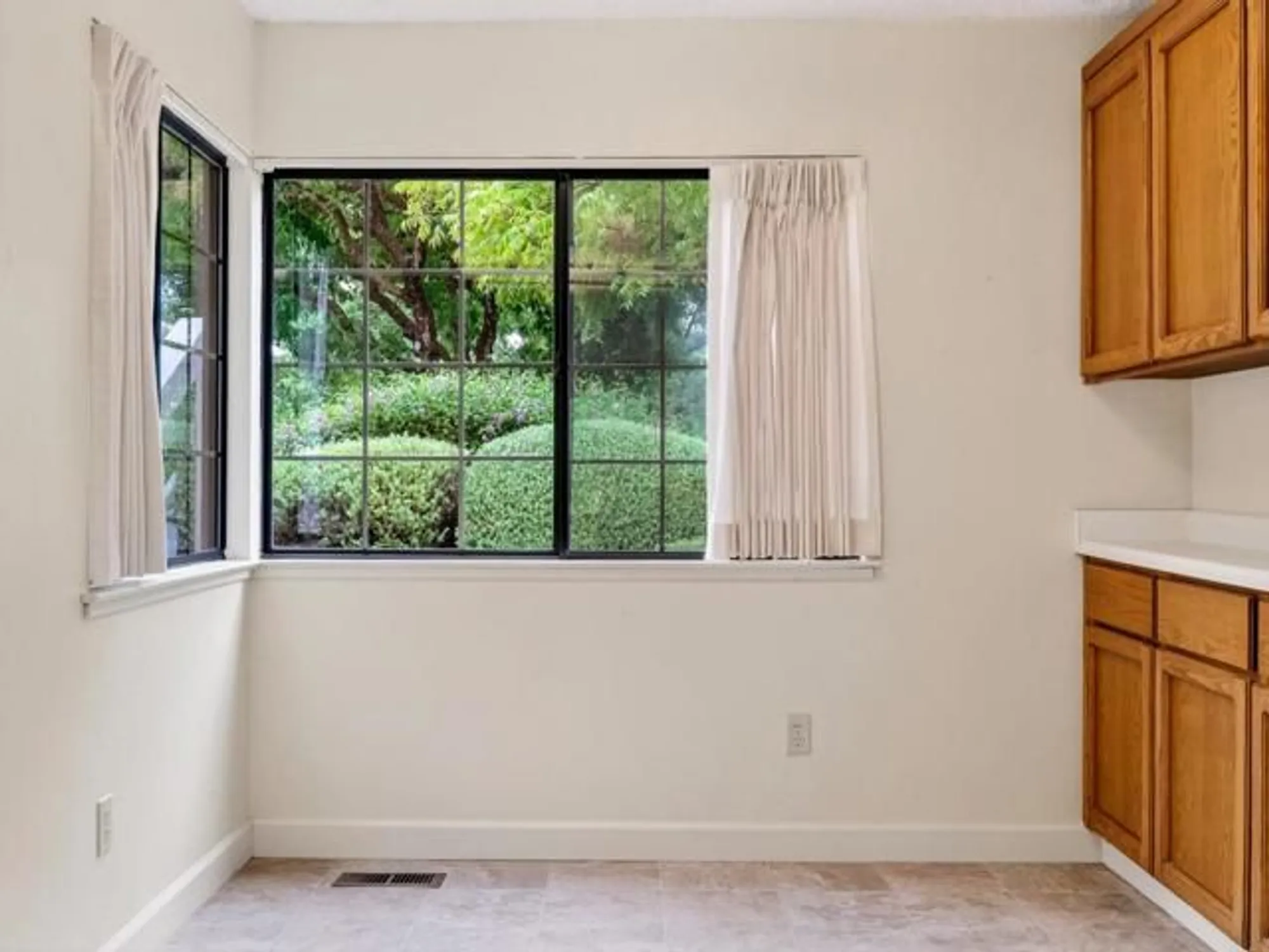 Property Slideshow image 9 of 45 | 7391 via cantares, San Jose, CA, 95135