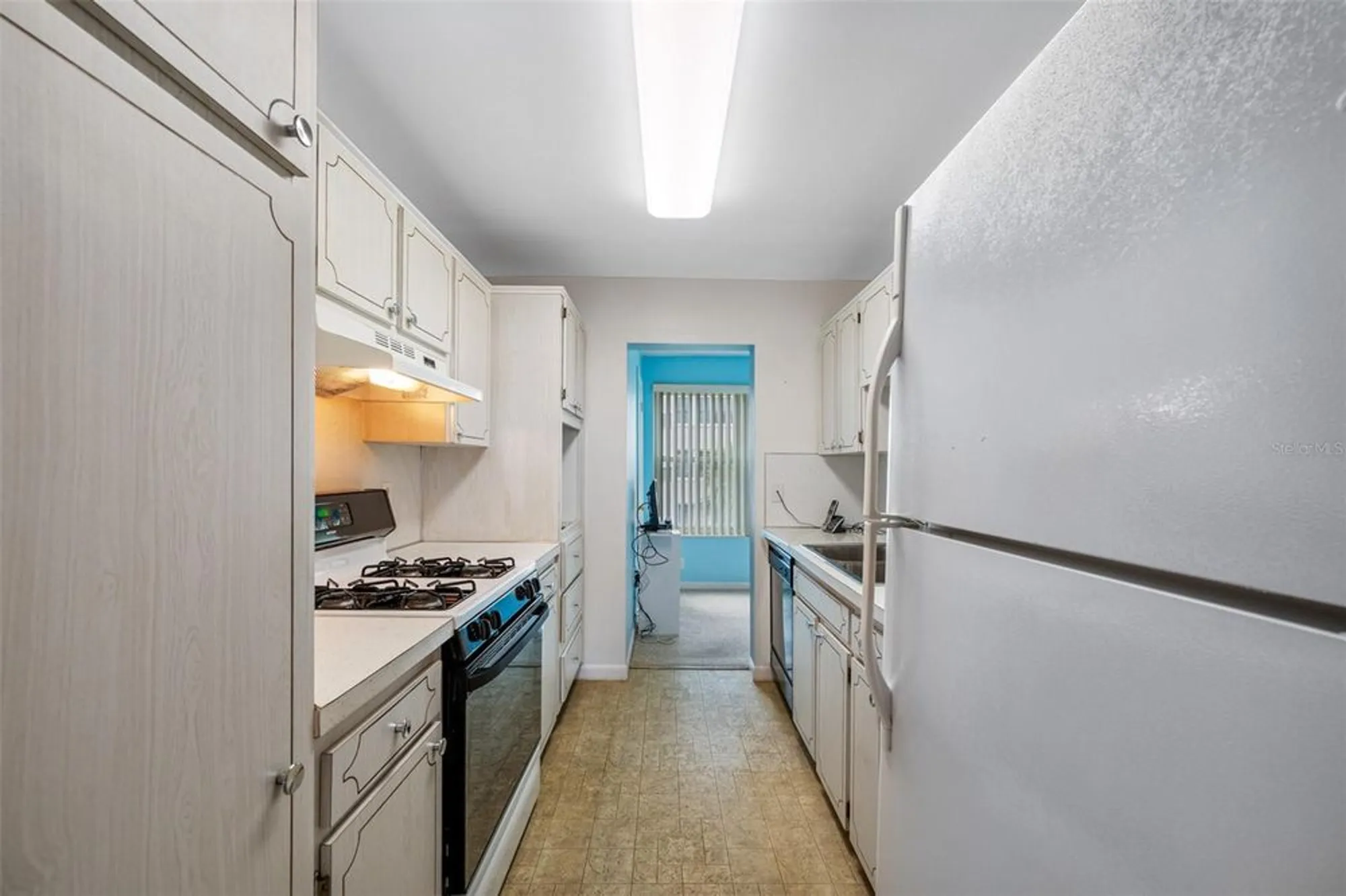 Property Slideshow image 5 of 44 | 5521 80th st n unit 310, St Petersburg, FL, 33709
