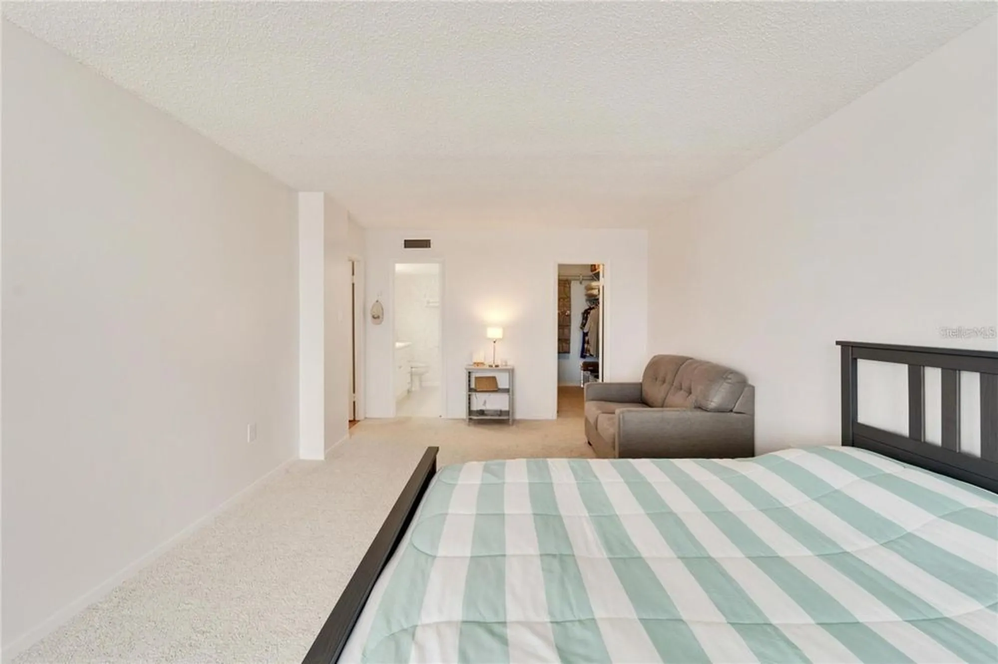 Property Slideshow image 31 of 77 | 700 mirror ter 505, Winter Haven, FL, 33881