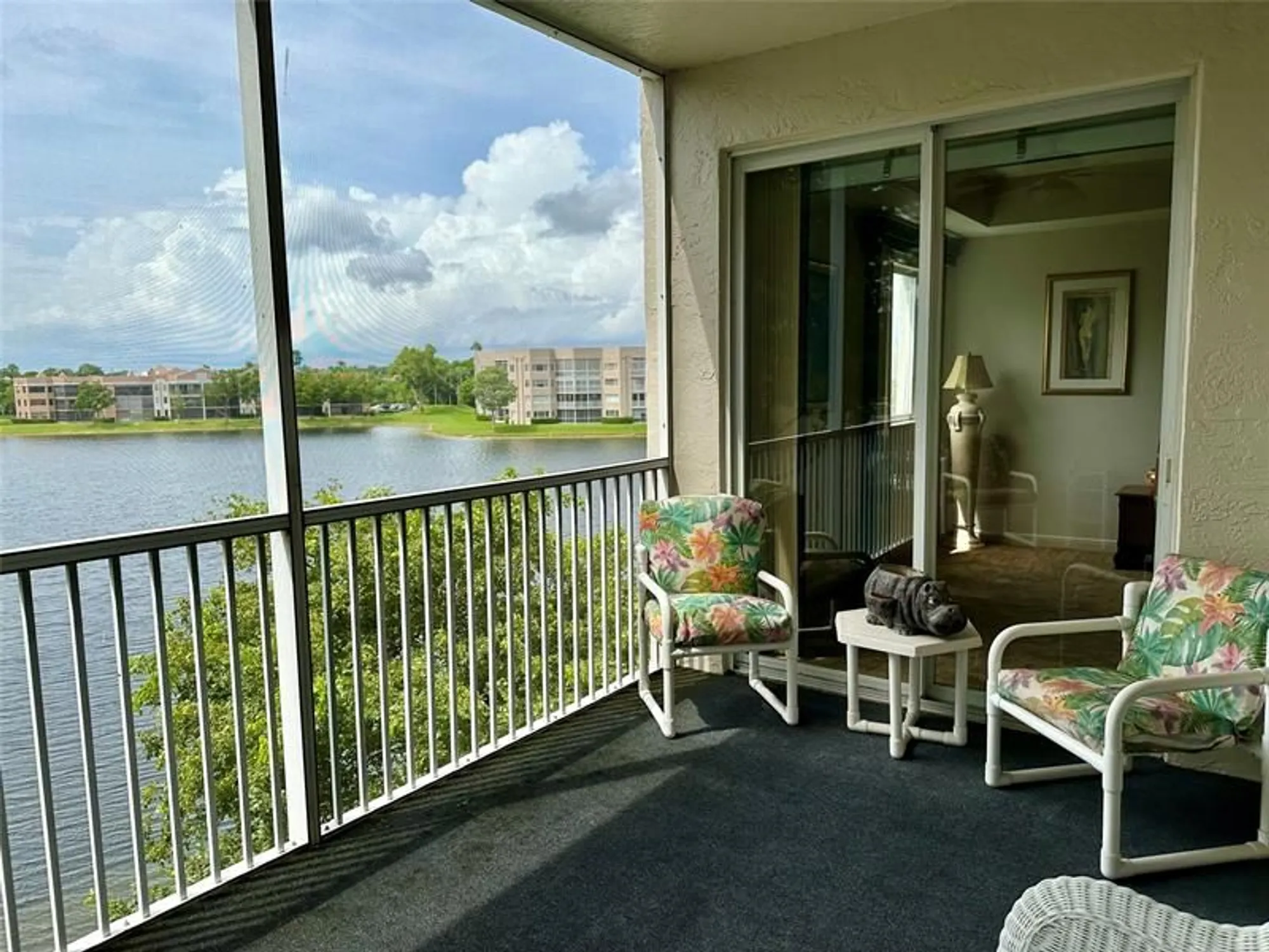 Property Slideshow image 9 of 23 | 7727 southampton ter 303, Tamarac, FL, 33321