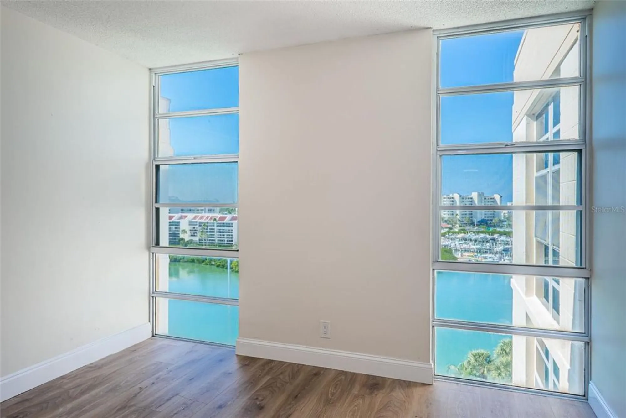 Property Slideshow image 30 of 66 | 7400 sun island dr 806, South Pasadena, FL, 33707