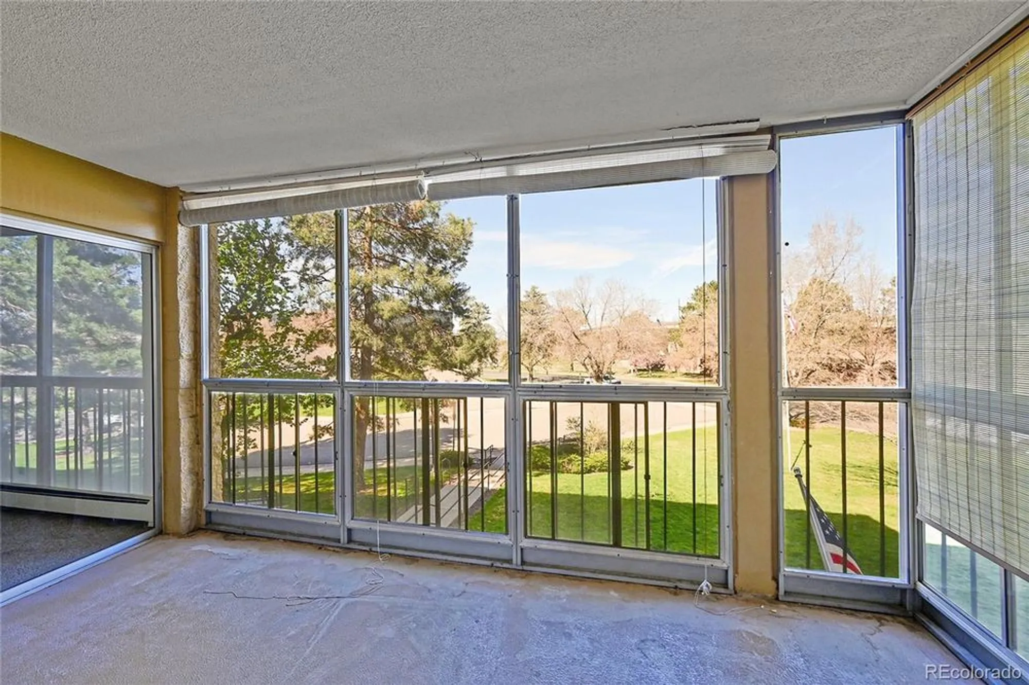 Property Slideshow image 10 of 20 | 3022 s wheeling way apt 205, Aurora, CO, 80014
