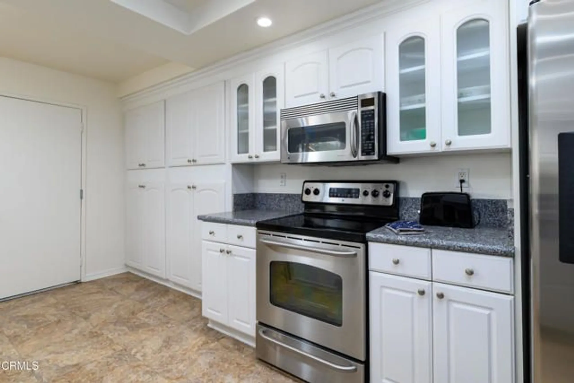 Property Slideshow image 22 of 42 | 33229 village 33, Camarillo, CA, 93012