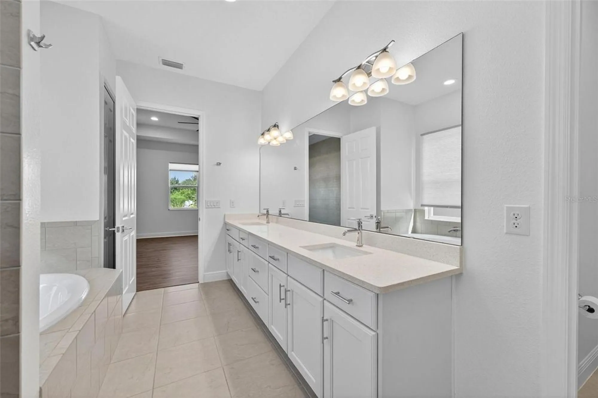 Property Slideshow image 53 of 95 | 8677 bridgeport bay cir, Mount Dora, FL, 32757