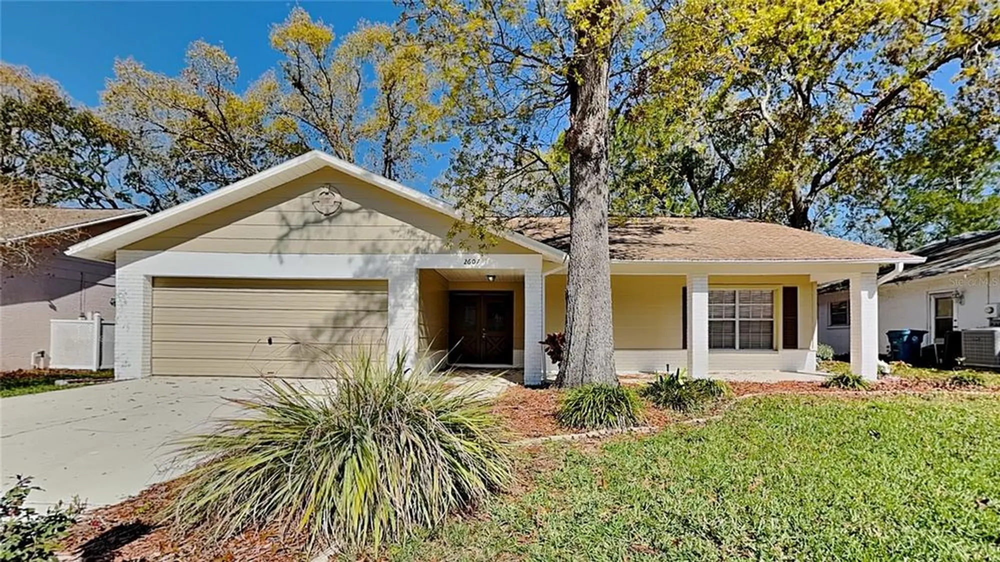 Property Slideshow image 1 of 14 | 2607 royal ridge dr, Spring Hill, FL, 34606
