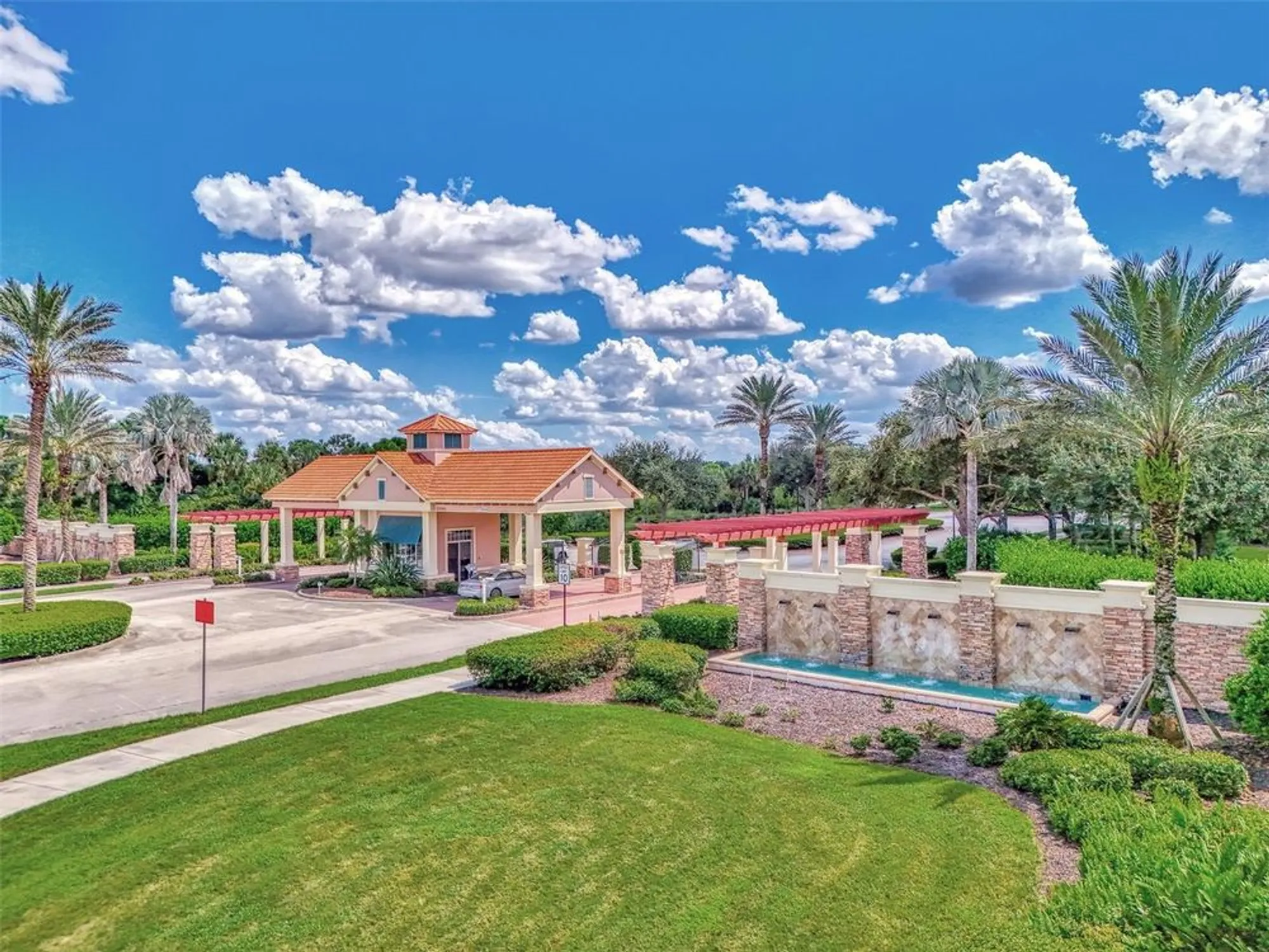 Property Slideshow image 60 of 100 | 24080 spartina dr, Venice, FL, 34293