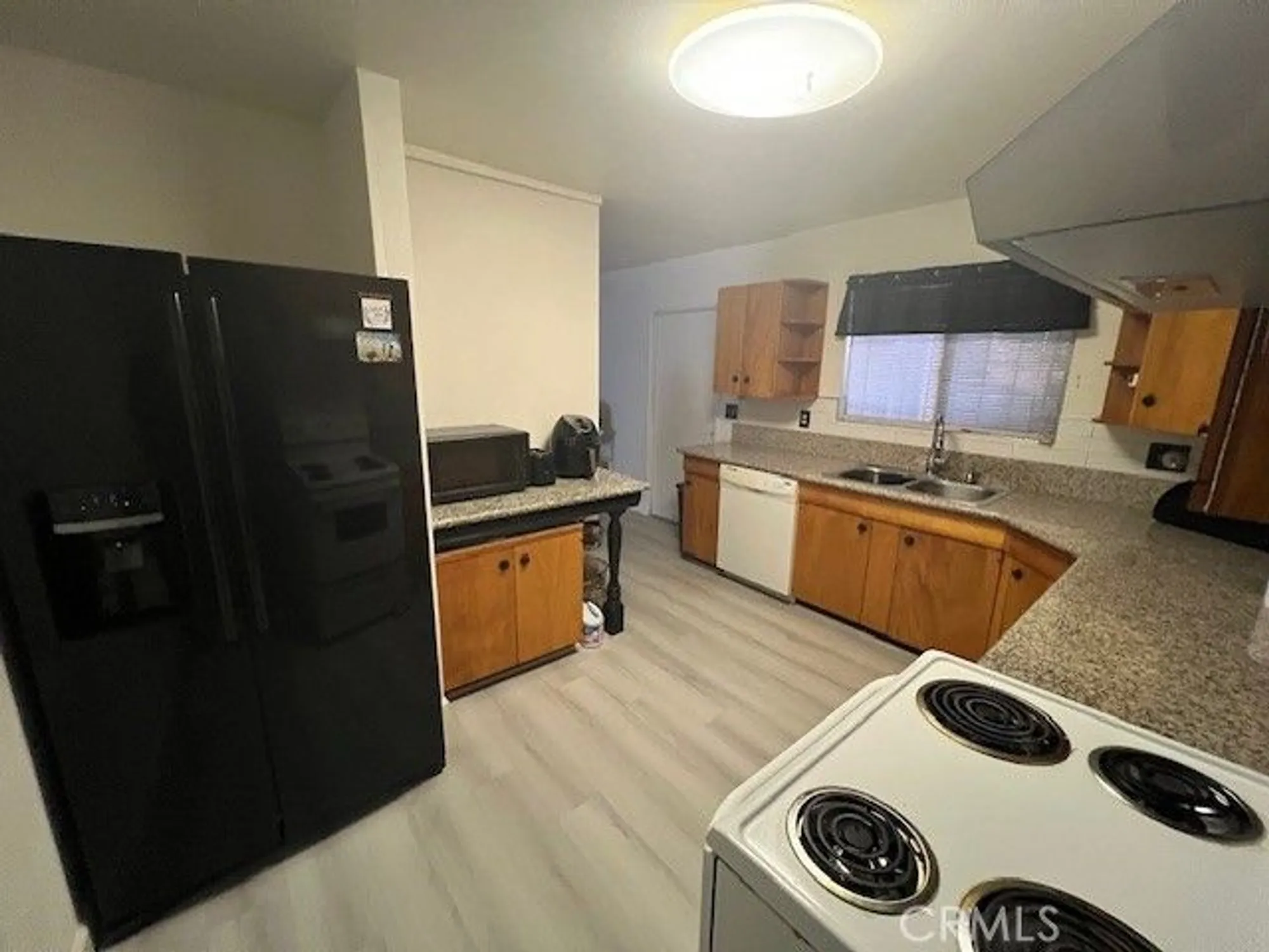 Property Slideshow image 18 of 73 | 1140 amberwood dr, Hemet, CA, 92543