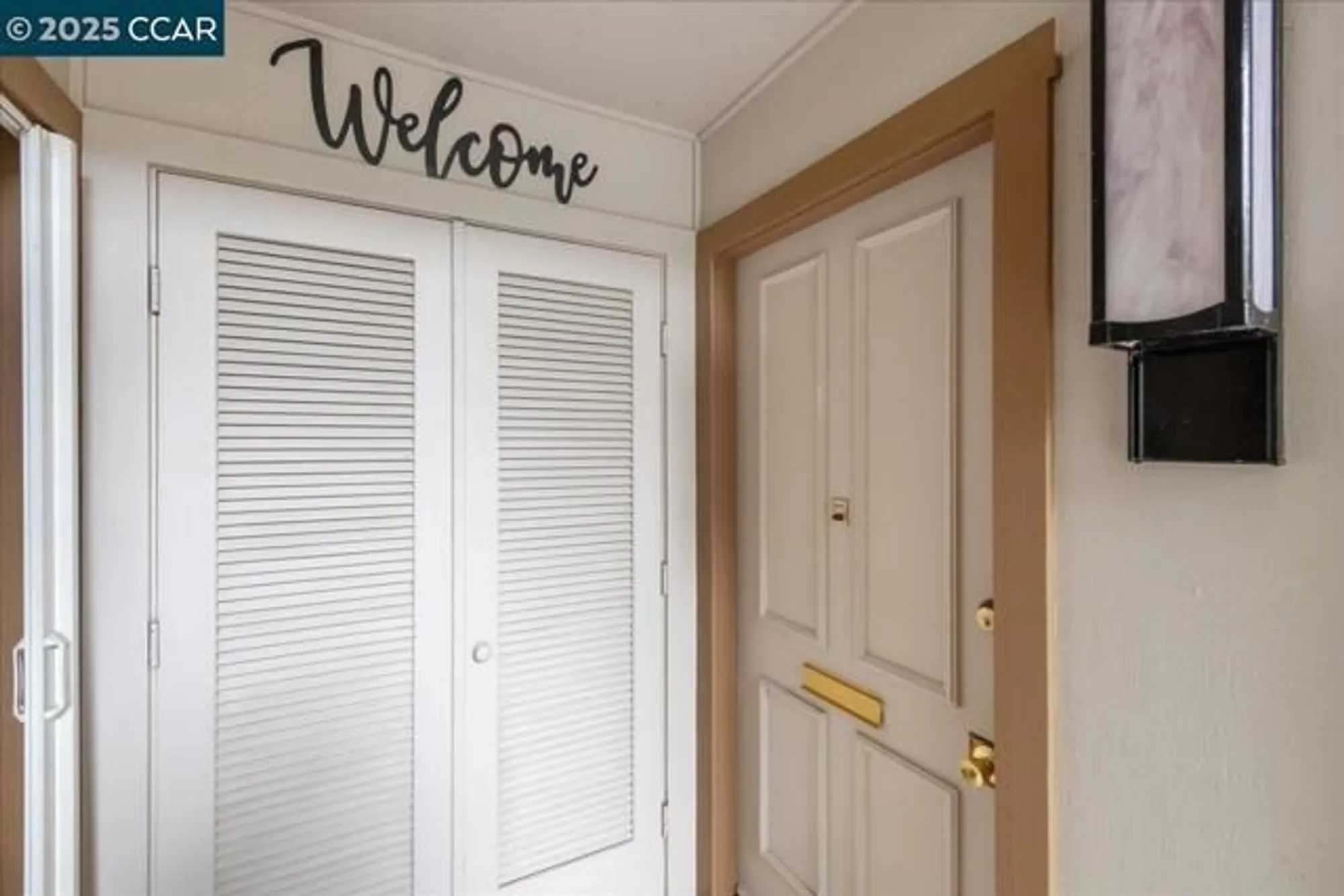 Property Slideshow image 7 of 60 | 1317 canyonwood ct 4, Walnut Creek, CA, 94595