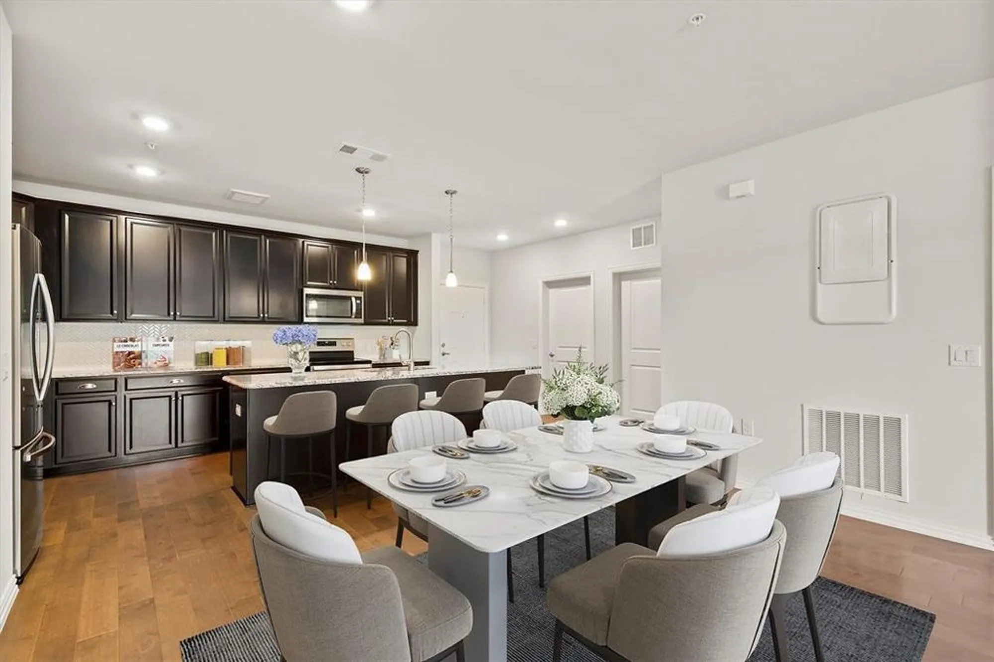 Property Slideshow image 2 of 30 | 651 n watters rd 7202, Allen, TX, 75013